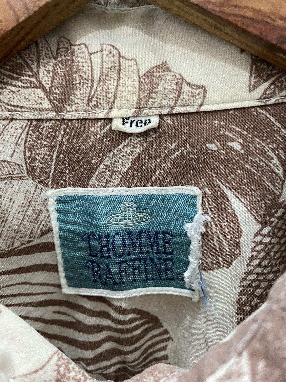 Vintage 🔥Vintage Dhomme Raffine Hawaiian shirt nice design Size US L / EU 52-54 / 3 - 7 Thumbnail