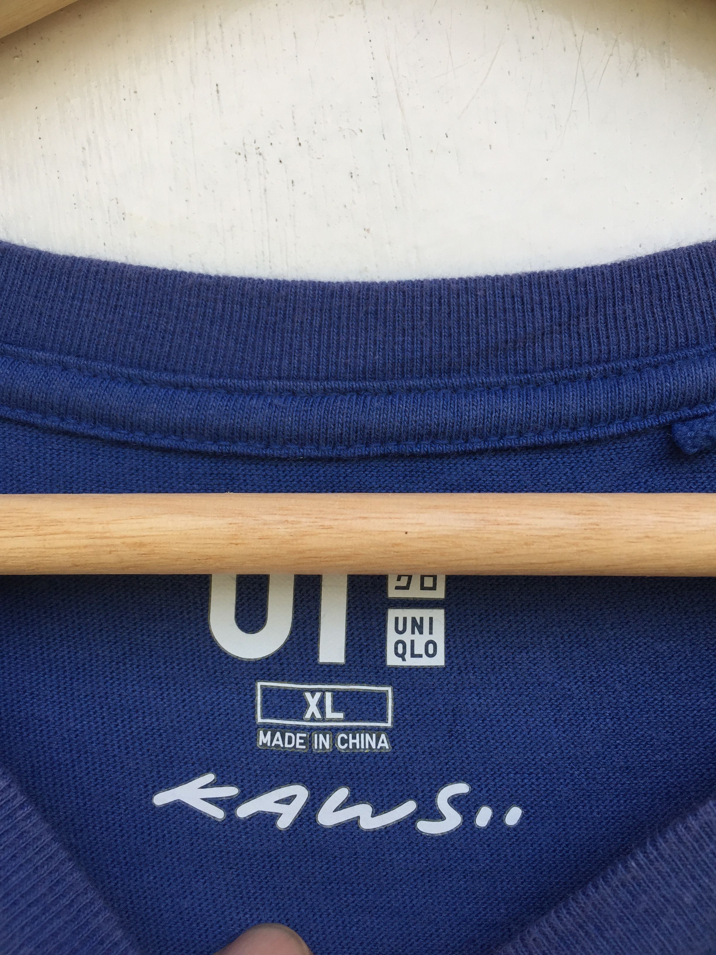 Japanese Brand Rare!! UNIQLO X KAWS T-shirt X large size Size US XL / EU 56 / 4 - 10 Thumbnail