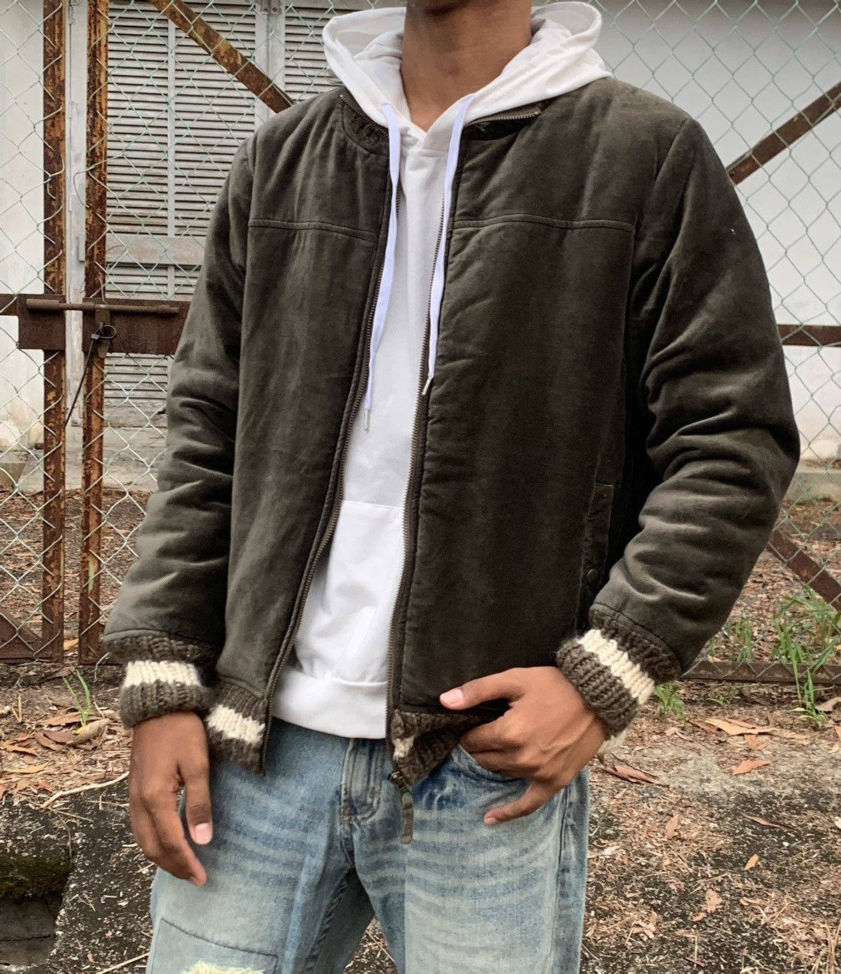 Vintage 🪖Vintage Kaerney House Puffer Suede Bomber Jacket Size US M / EU 48-50 / 2 - 2 Thumbnail