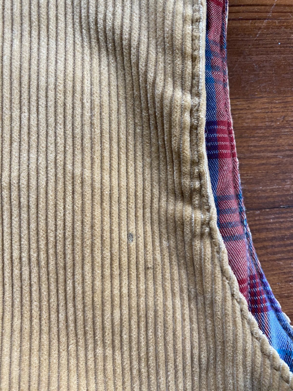 Vintage Vintage 70’s Corduroy & Plaid Distressed Snap Button Vest Size US S / EU 44-46 / 1 - 5 Thumbnail