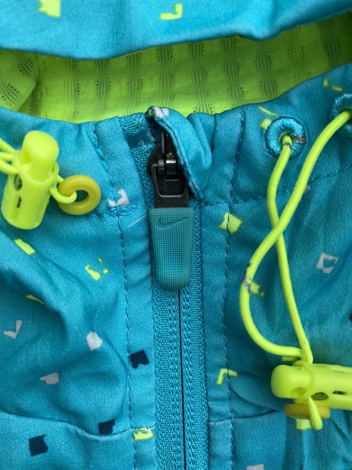 Nike Vintage y2k Nike Polka dot Windbreaker Size XL / US 12-14 / IT 48-50 - 3 Thumbnail