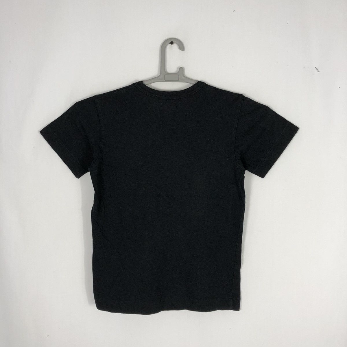 CDG by Comme des Garcons × Comme des Garcons × Japanese Brand Vintage CDG Play Comme Des Garcons Mini Logo Tee For Kids Size US XXS / EU 40 - 2 Thumbnail