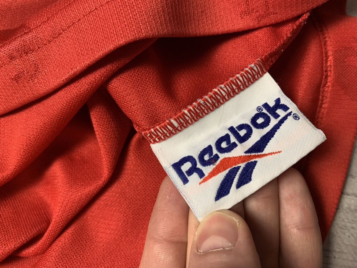 Vintage Vintage Liverpool Reebok soccer jersey size XL Size US XL / EU 56 / 4 - 9 Thumbnail