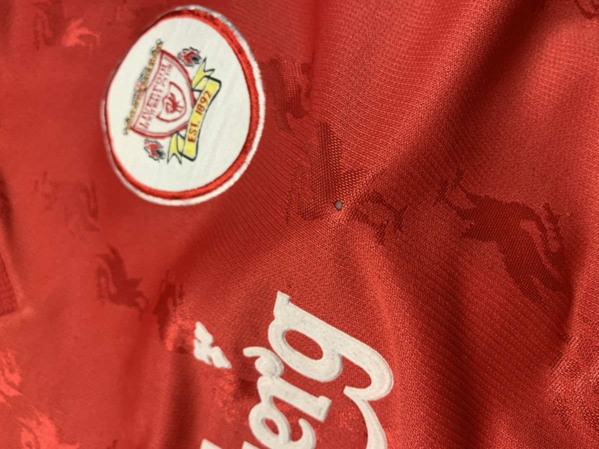 Vintage Vintage Liverpool Reebok soccer jersey size XL Size US XL / EU 56 / 4 - 8 Thumbnail