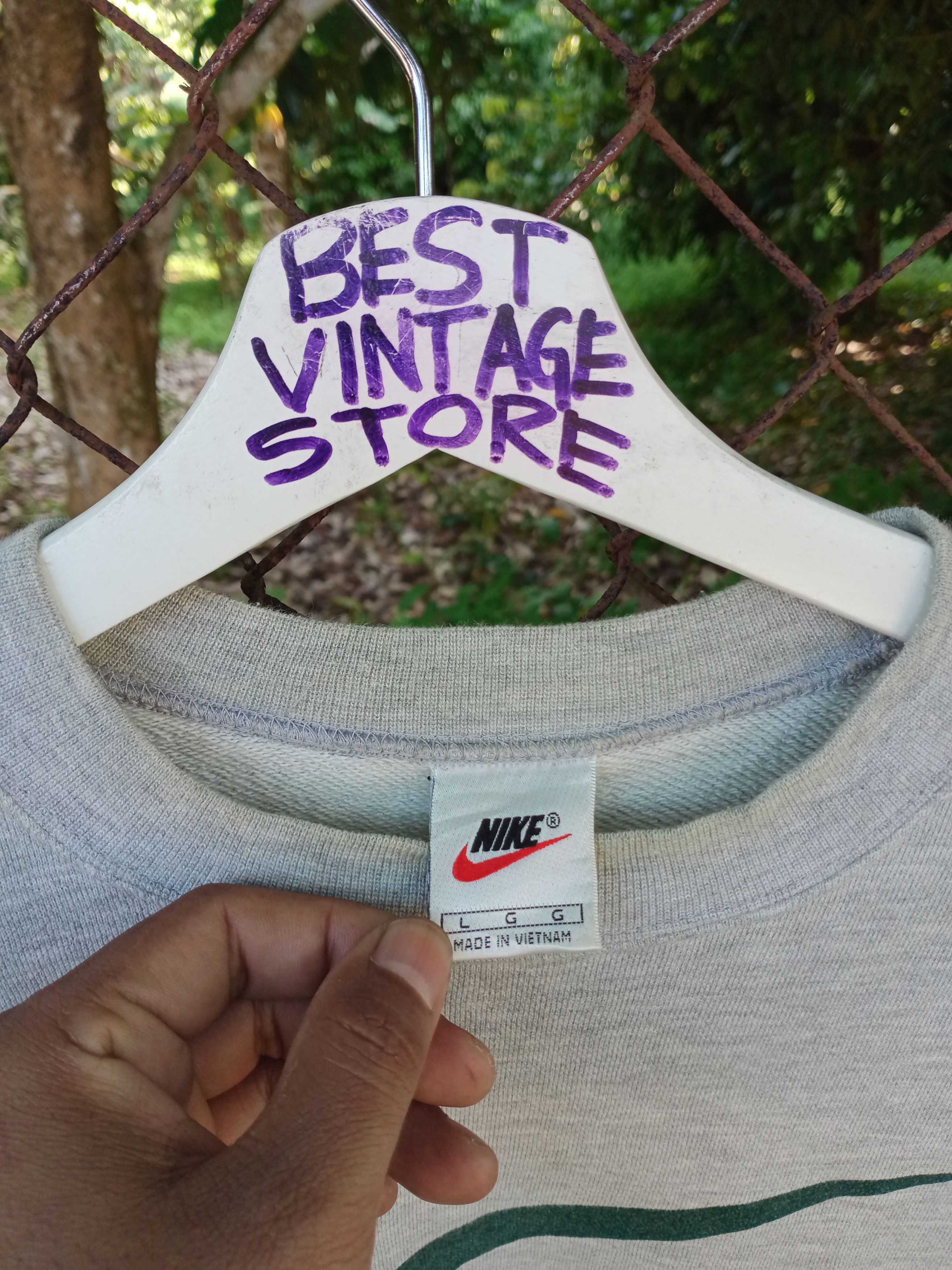 Nike Vintage Nike AIR Big Logo Sweathirt Size US L / EU 52-54 / 3 - 3 Thumbnail