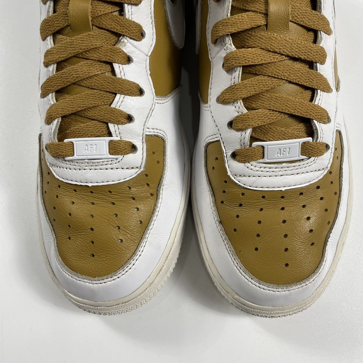 Nike 2017 Nike Air Force 1 Mid ID White Brown Size US 7 / EU 40 - 7 Thumbnail