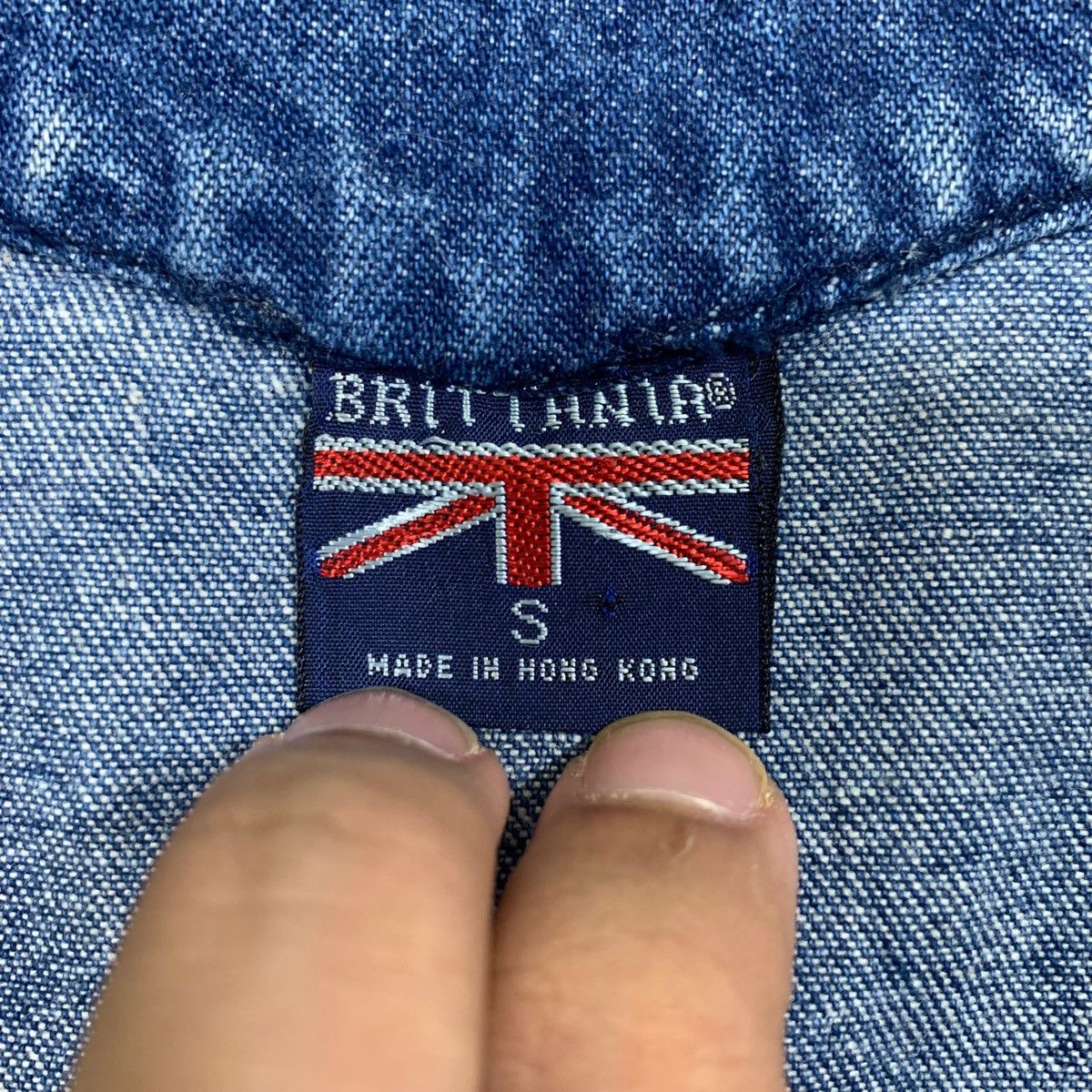 Vintage Vintage BRITTANIA Casualwear Fully Button Denim Jeans Jacket Size US S / EU 44-46 / 1 - 6 Thumbnail