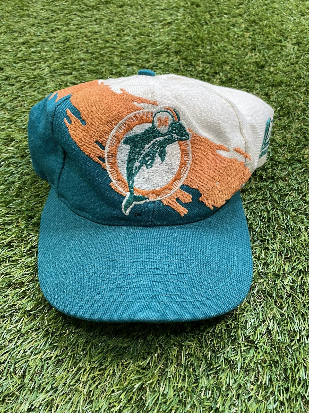 Vintage VINTAGE LOGO ATHLETIC MIAMI DOLPHINS Splash Snapback Hat Cap