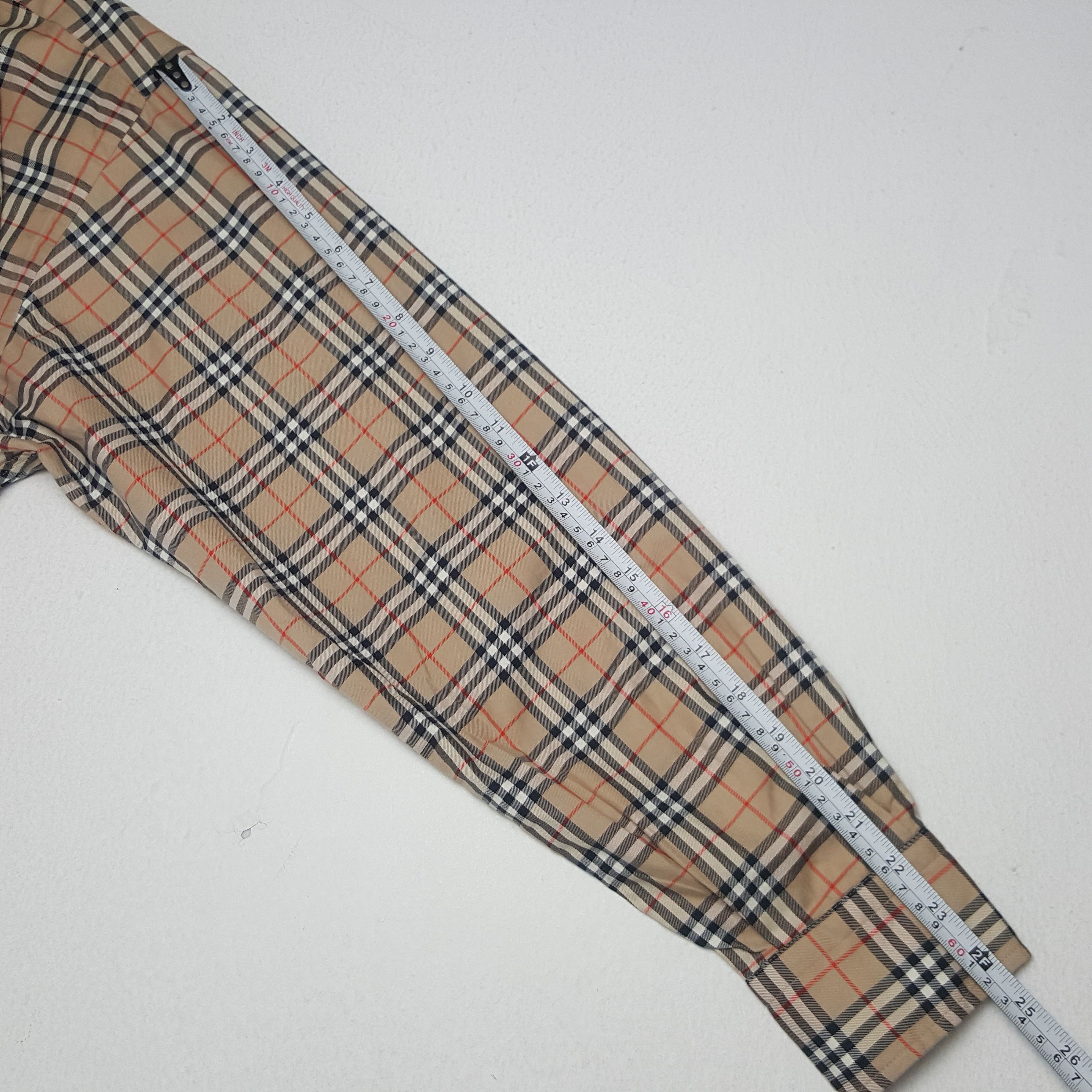 Burberry × Vintage Vintage Burberry London Shirt Button Up Size US M / EU 48-50 / 2 - 6 Thumbnail