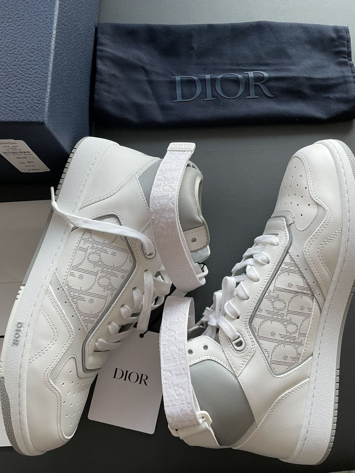 Dior Super Runway Brand NEW Sold Out Dior Oblique Saddle Sneakers Size US 12 / EU 45 - 19 Thumbnail