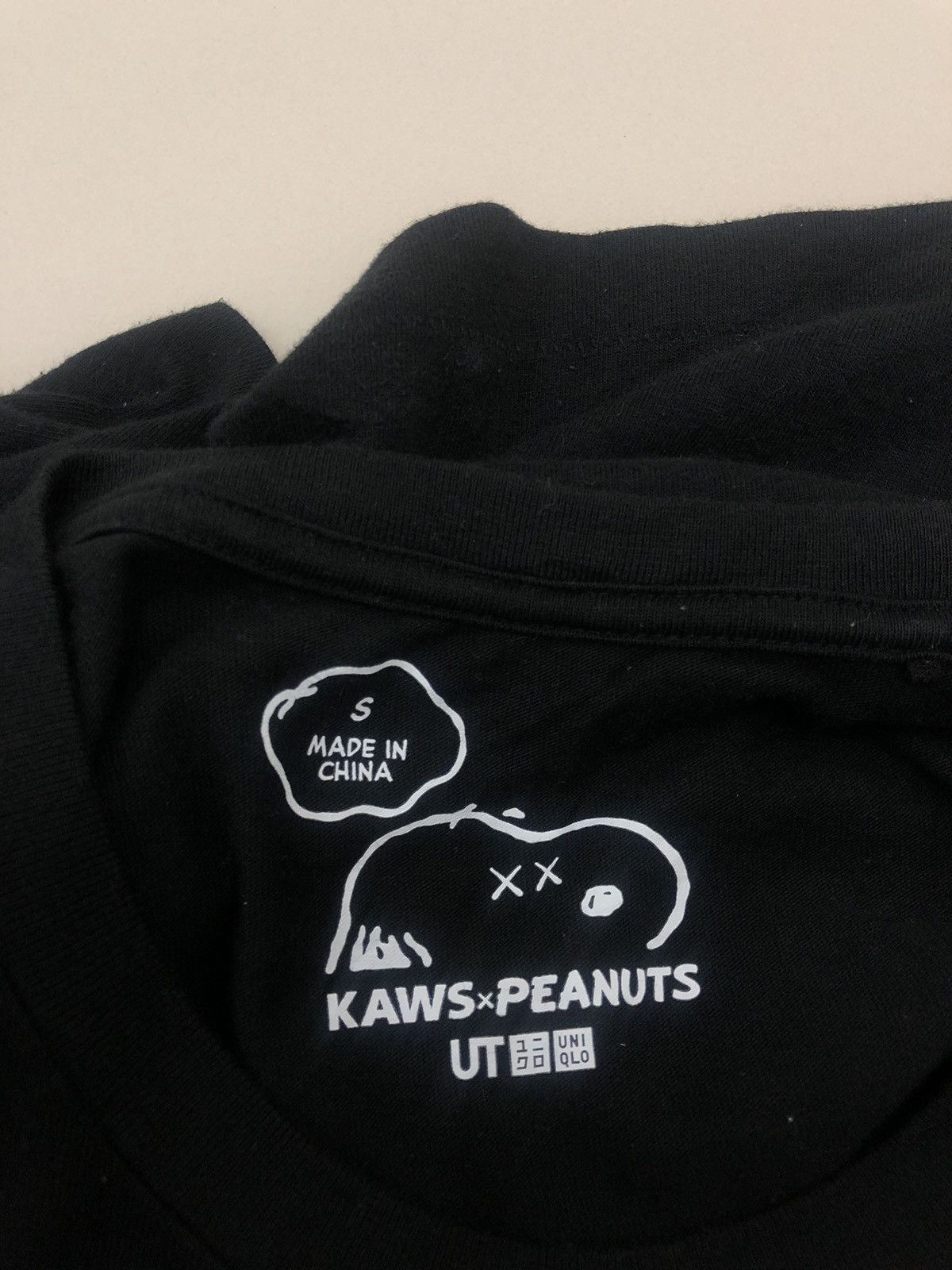 Kaws × Peanuts × Uniqlo Rare KAWS X PEANUTS by Uniqlo Shirt Size US S / EU 44-46 / 1 - 3 Thumbnail