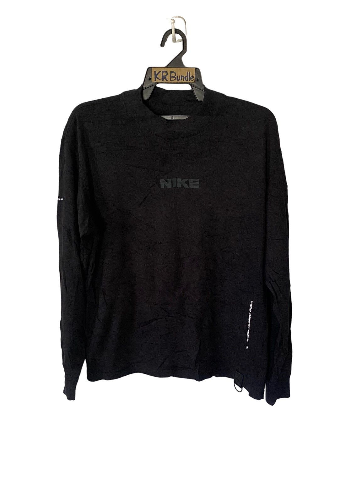 Nike Spellout Single Pocket Long Sleeve