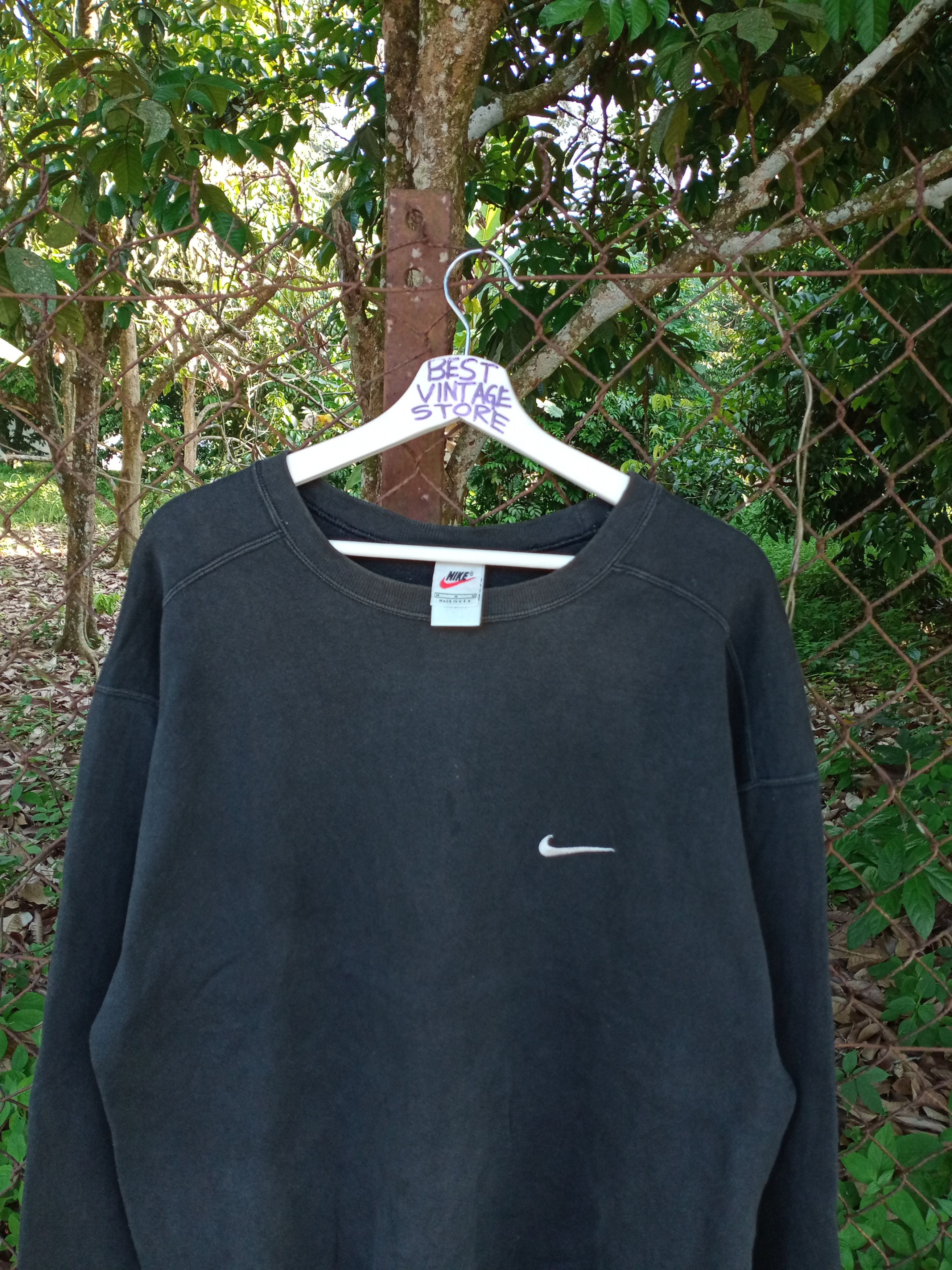 Nike Vintage Nike Small Logo Sweatshirt Size US XL / EU 56 / 4 - 2 Thumbnail