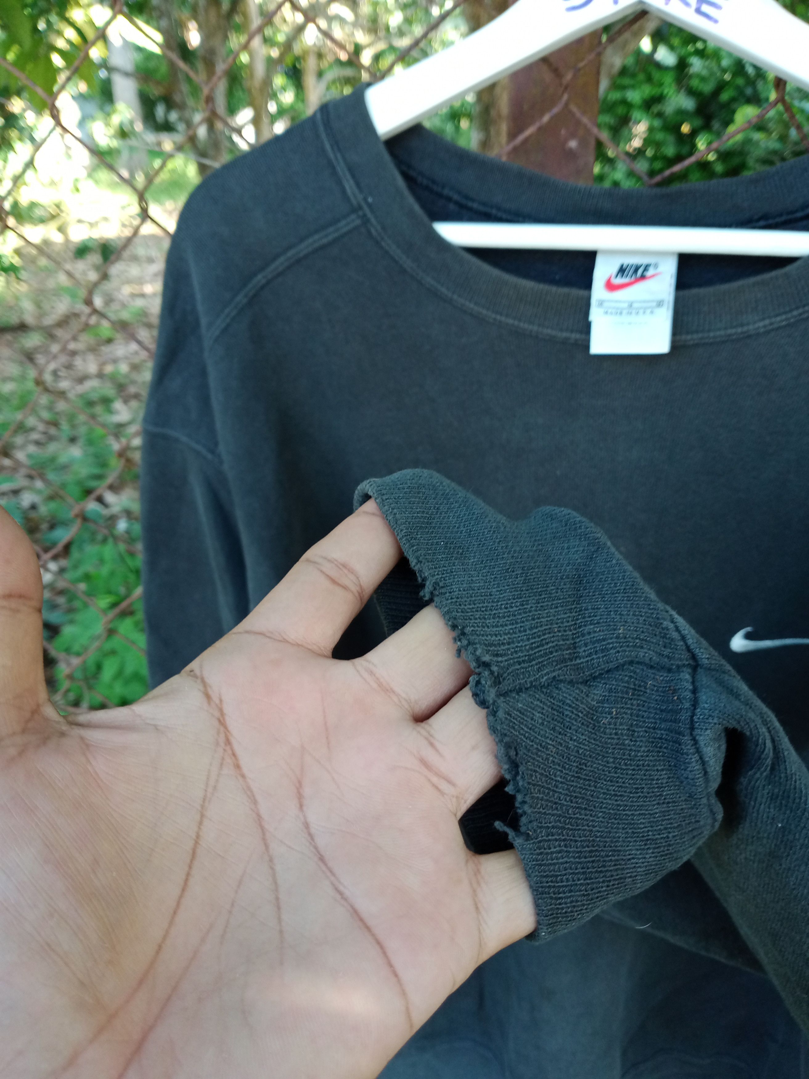 Nike Vintage Nike Small Logo Sweatshirt Size US XL / EU 56 / 4 - 5 Thumbnail