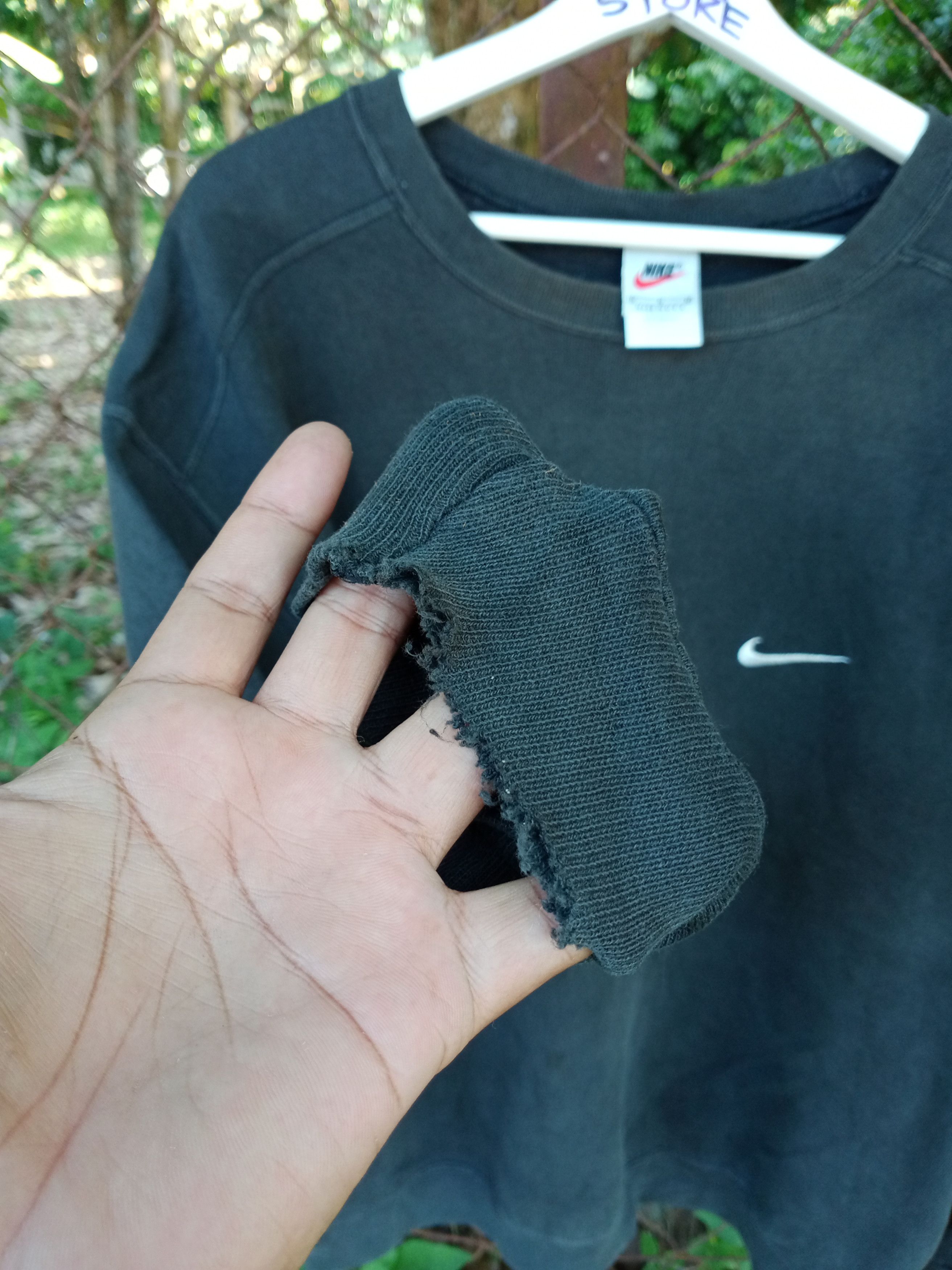 Nike Vintage Nike Small Logo Sweatshirt Size US XL / EU 56 / 4 - 4 Thumbnail