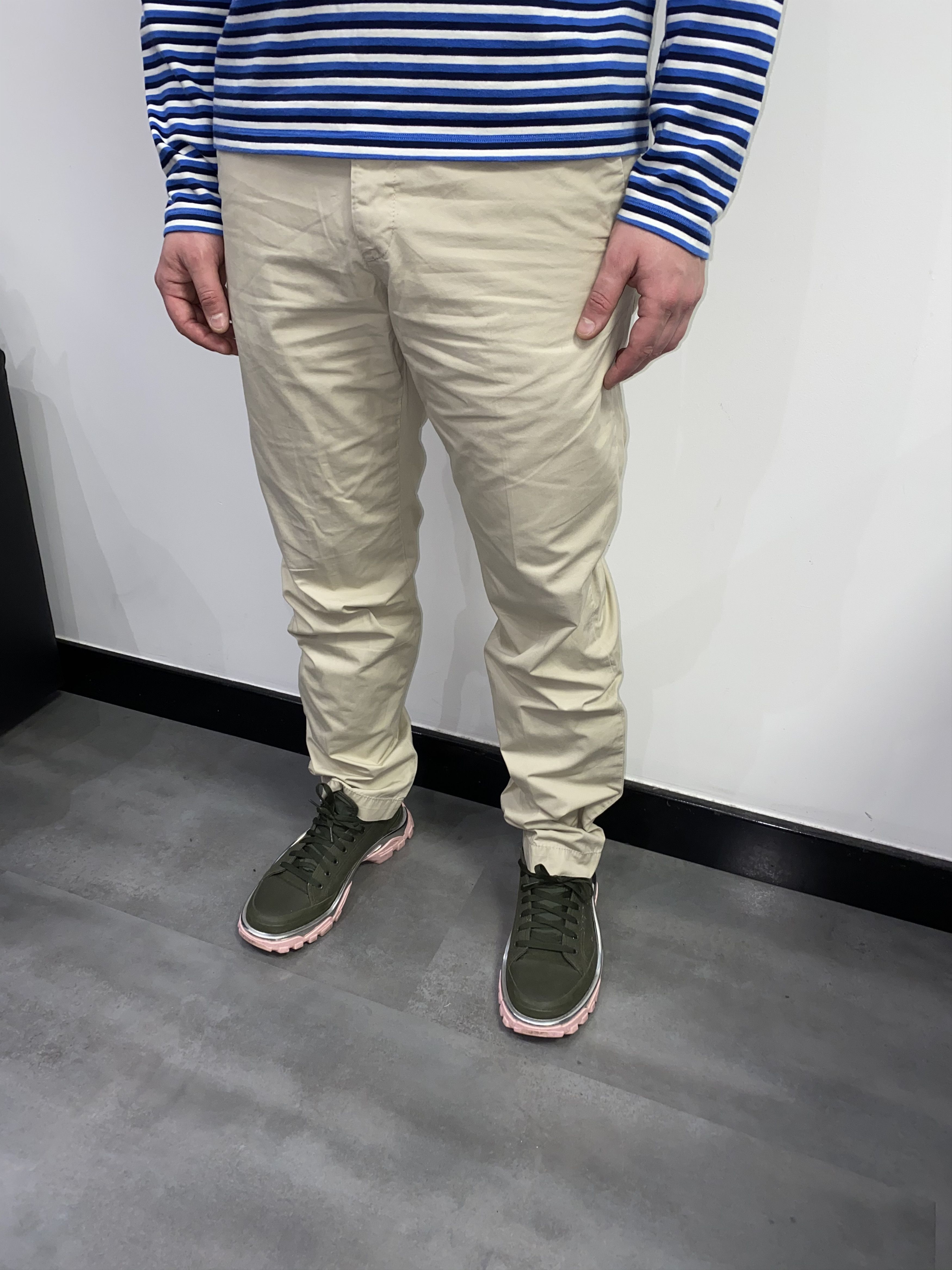 Acne Studios Acne Studios Ken Beige Chino Pants Size US 33 - 2 Thumbnail
