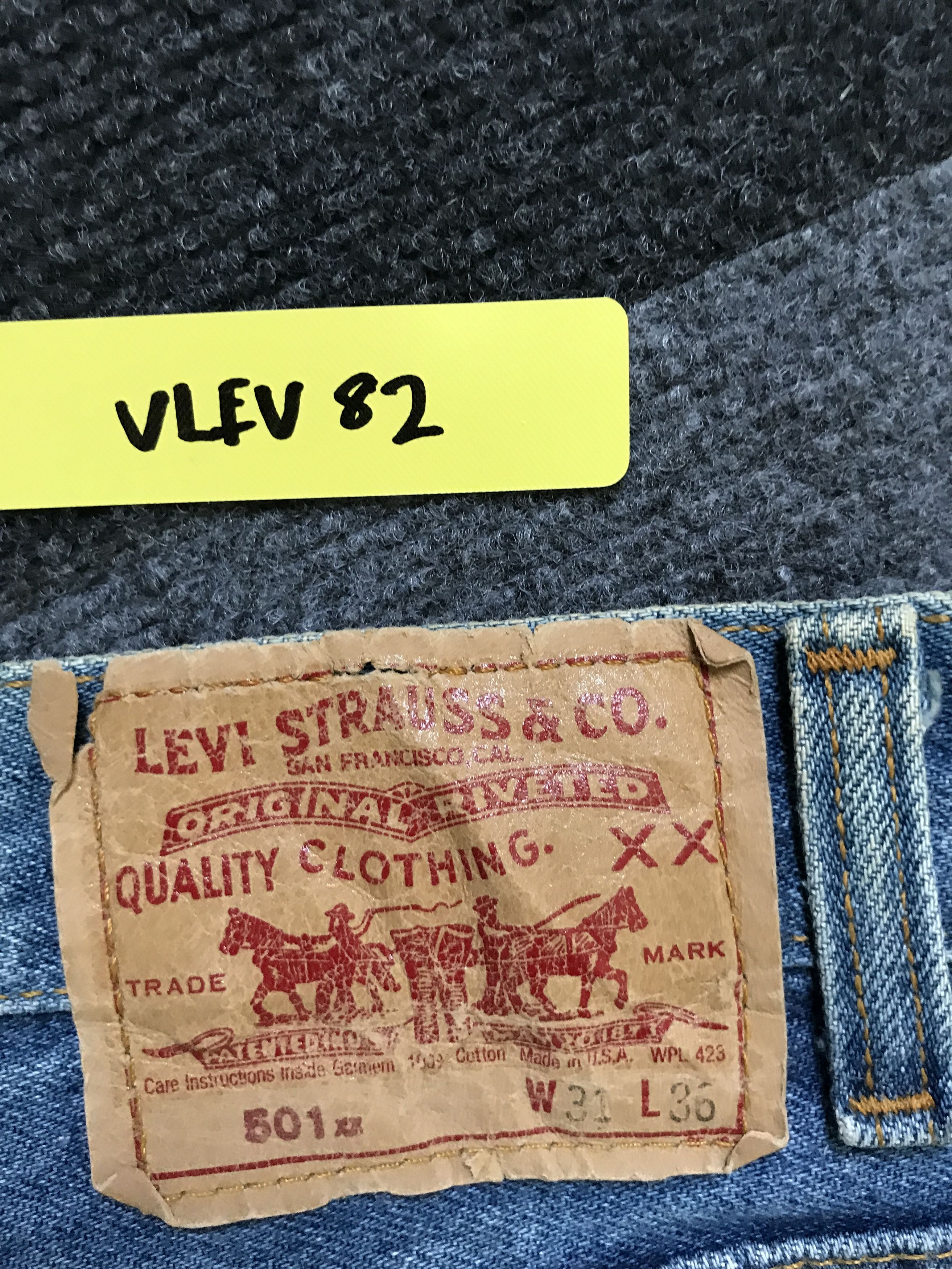 Levi's VLEV82 - Vintage Levis 501 Blue Wash Jeans Size US 29 - 16 Thumbnail