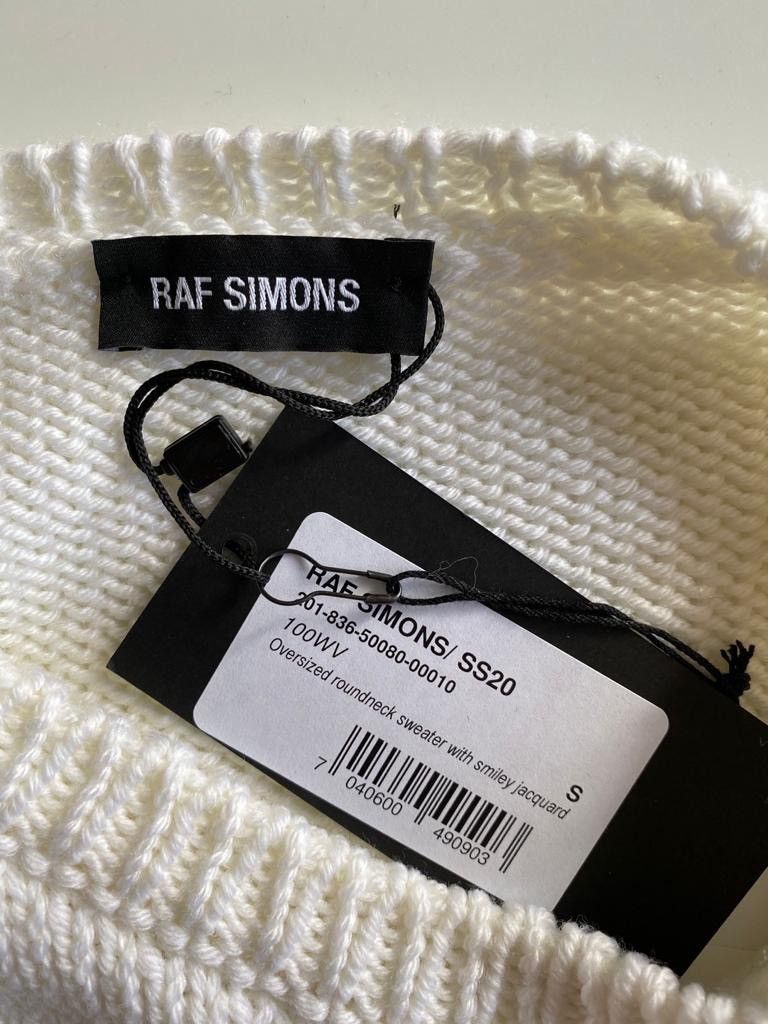Raf Simons Smiley Face Knitted Sweater In White Size US S / EU 44-46 / 1 - 4 Thumbnail
