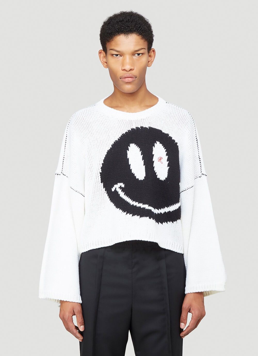 Raf Simons Smiley Face Knitted Sweater In White Size US S / EU 44-46 / 1 - 6 Thumbnail