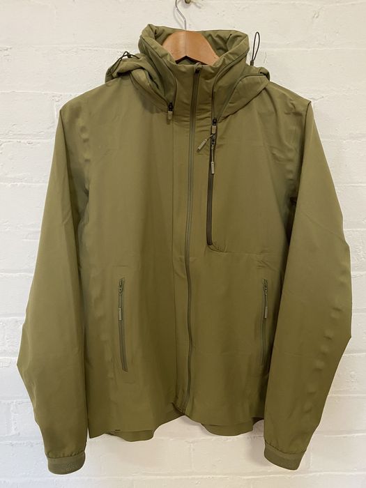 Descente Descente allterrain packable transform jacket M | Grailed