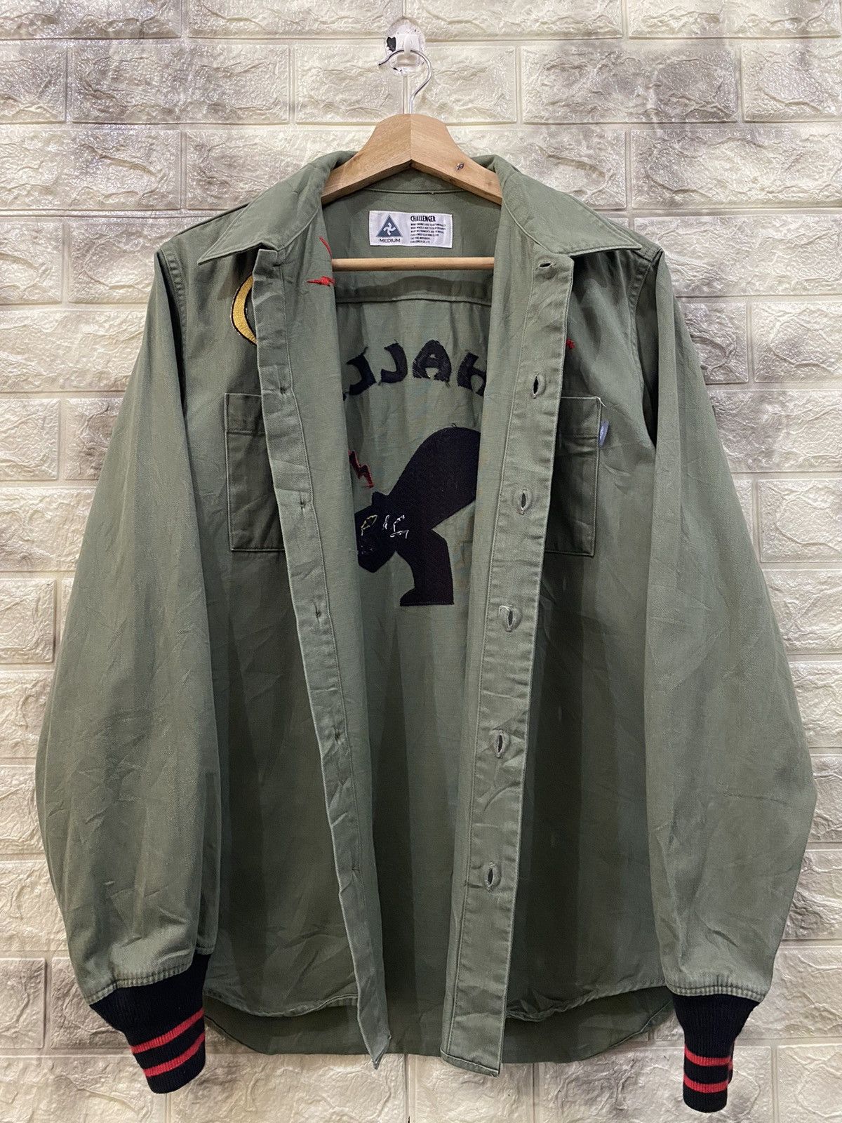 CHALLENGER × Vintage Vintage Challenger “black cat” embroidery logo shirt Size US M / EU 48-50 / 2 - 11 Thumbnail