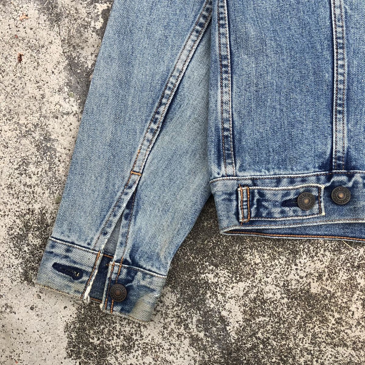 Levi's 🔥Vintage Levis Distressed Denim Trucker Jacket Size US S / EU 44-46 / 1 - 16 Thumbnail