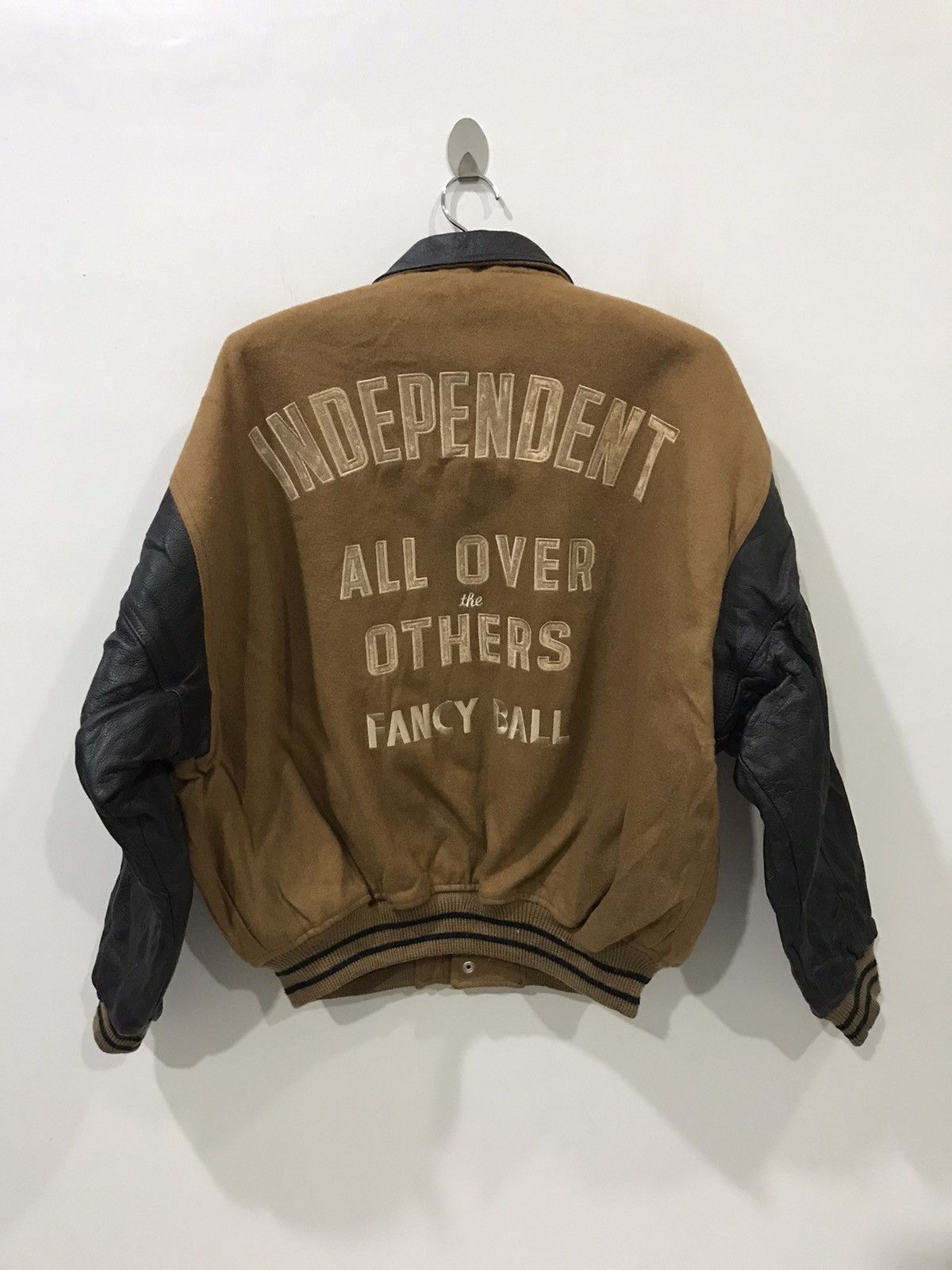 Japanese Brand Vintage FANCY BALL Leather Sleeve Varsity Jacket Size US XL / EU 56 / 4 - 1 Thumbnail
