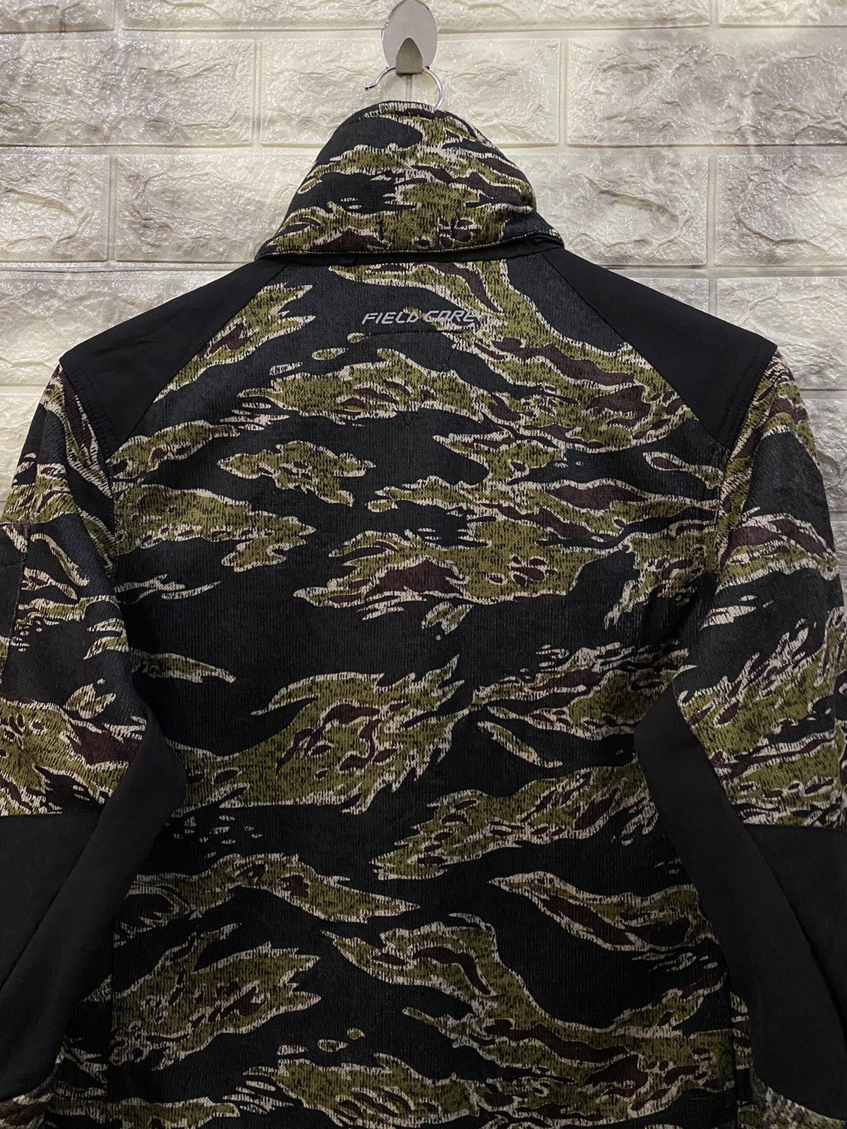 Sports Specialties FIELD CORE CORDUROY FABRIC OUTDOOR JACKET Size US M / EU 48-50 / 2 - 7 Thumbnail