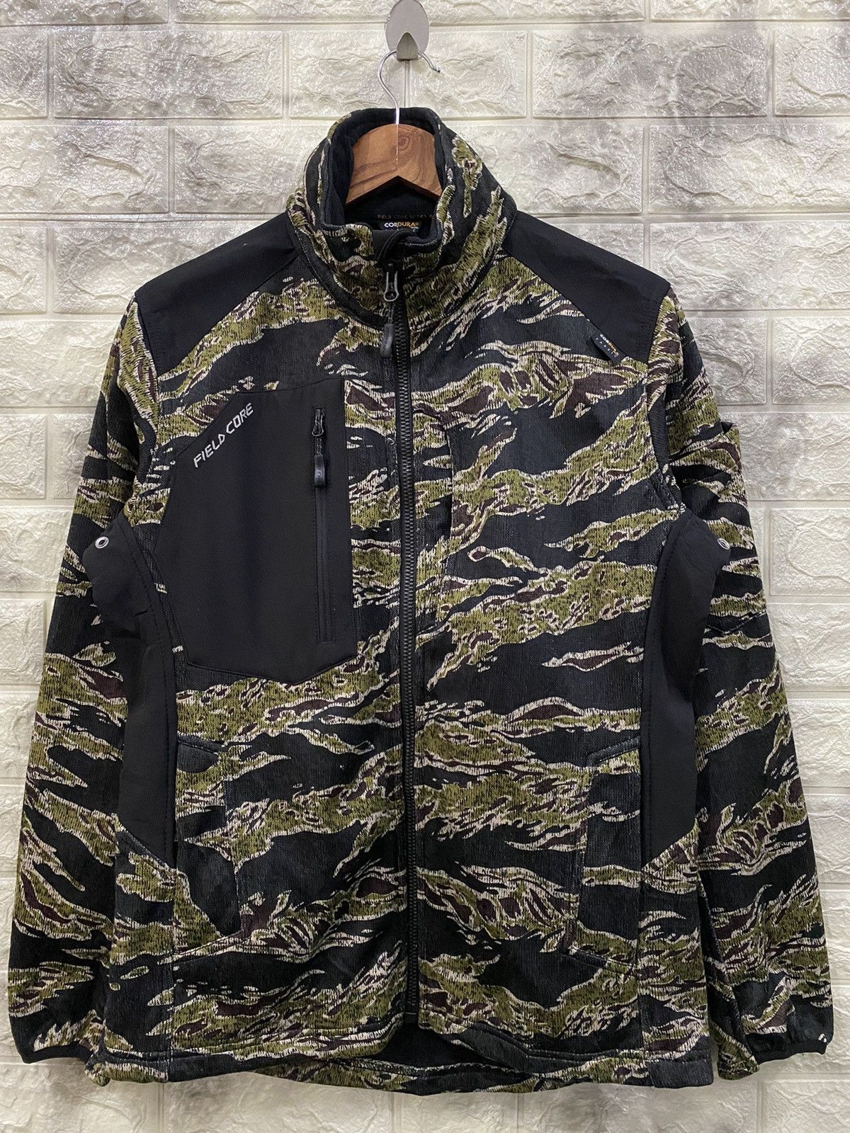 Sports Specialties FIELD CORE CORDUROY FABRIC OUTDOOR JACKET Size US M / EU 48-50 / 2 - 1 Thumbnail