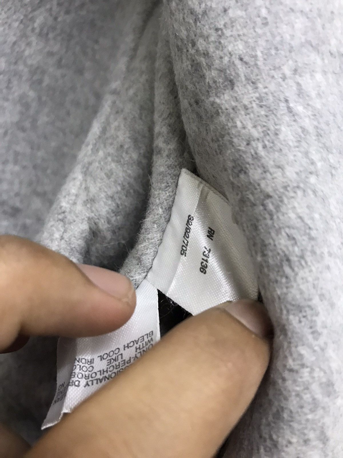 Max Mara Vintage Max Mara Minimalist Cashmere Cardigan/Cloaks/Jackets Size L / US 10 / IT 46 - 12 Thumbnail