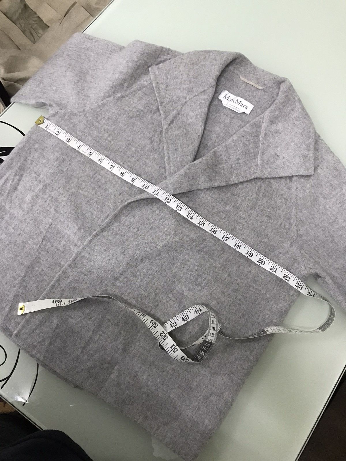 Max Mara Vintage Max Mara Minimalist Cashmere Cardigan/Cloaks/Jackets Size L / US 10 / IT 46 - 18 Thumbnail
