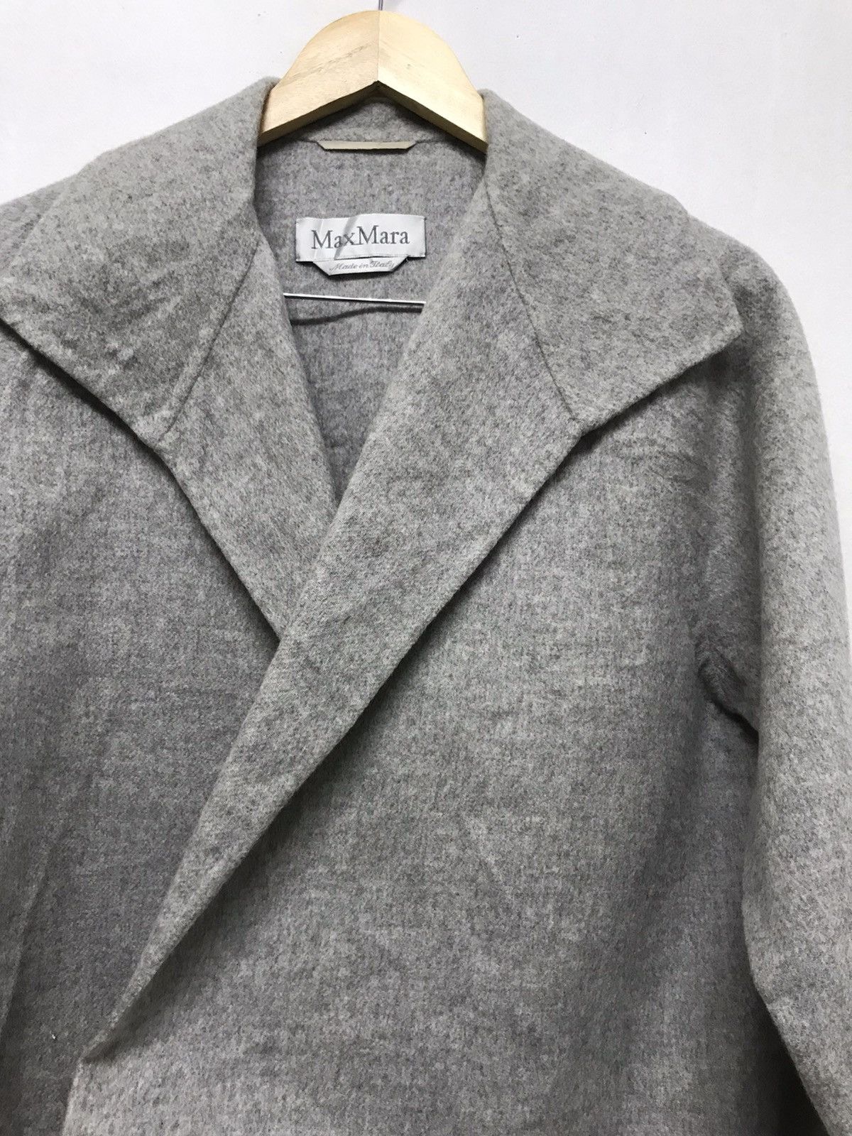 Max Mara Vintage Max Mara Minimalist Cashmere Cardigan/Cloaks/Jackets Size L / US 10 / IT 46 - 13 Thumbnail