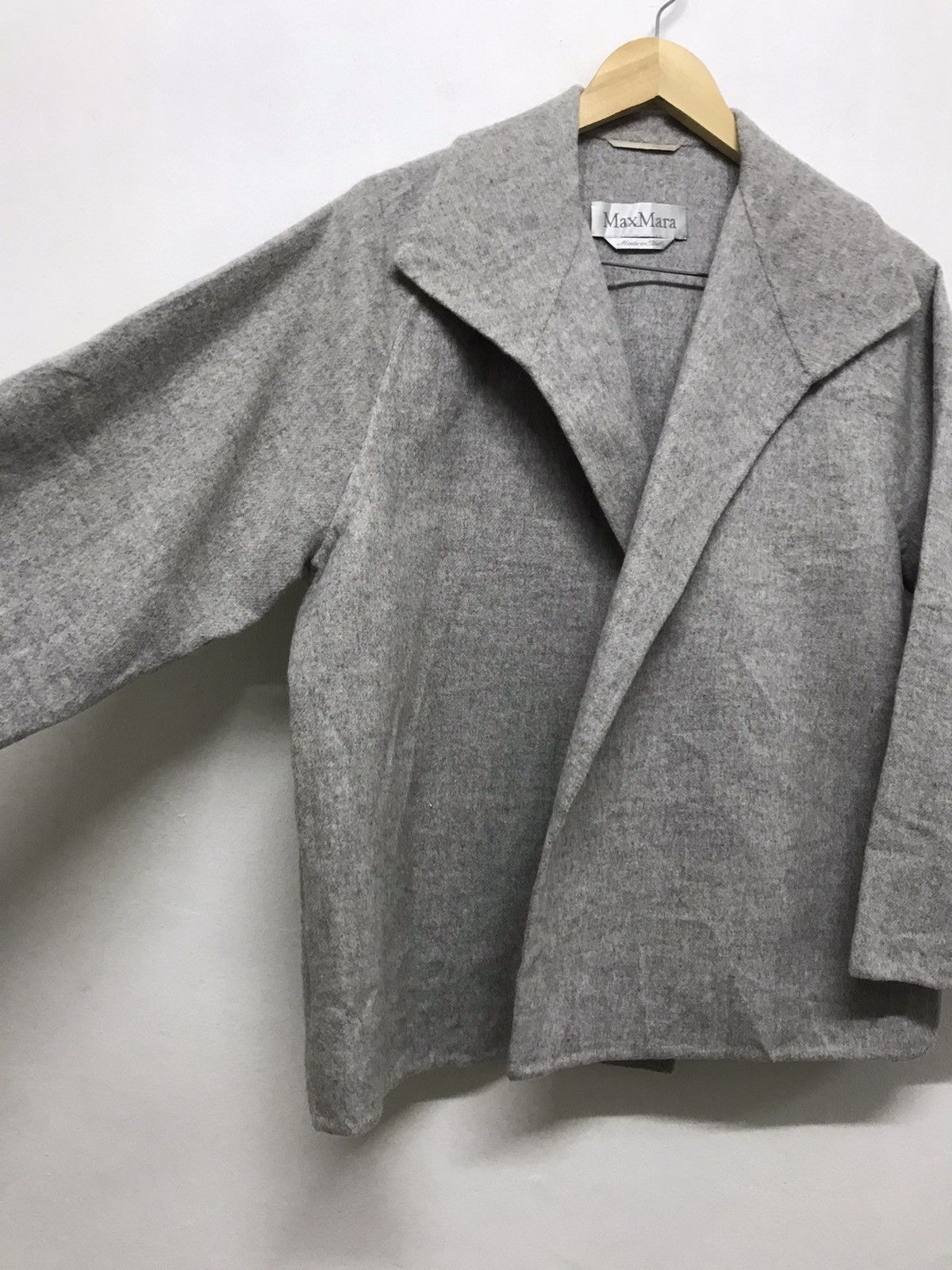 Max Mara Vintage Max Mara Minimalist Cashmere Cardigan/Cloaks/Jackets Size L / US 10 / IT 46 - 6 Thumbnail