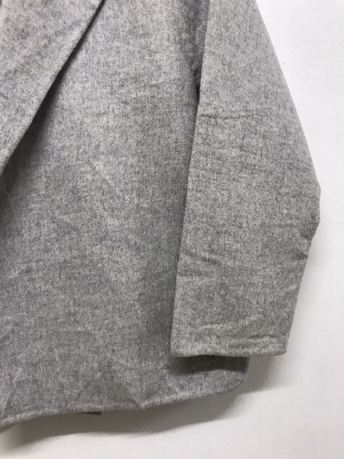 Max Mara Vintage Max Mara Minimalist Cashmere Cardigan/Cloaks/Jackets Size L / US 10 / IT 46 - 5 Thumbnail