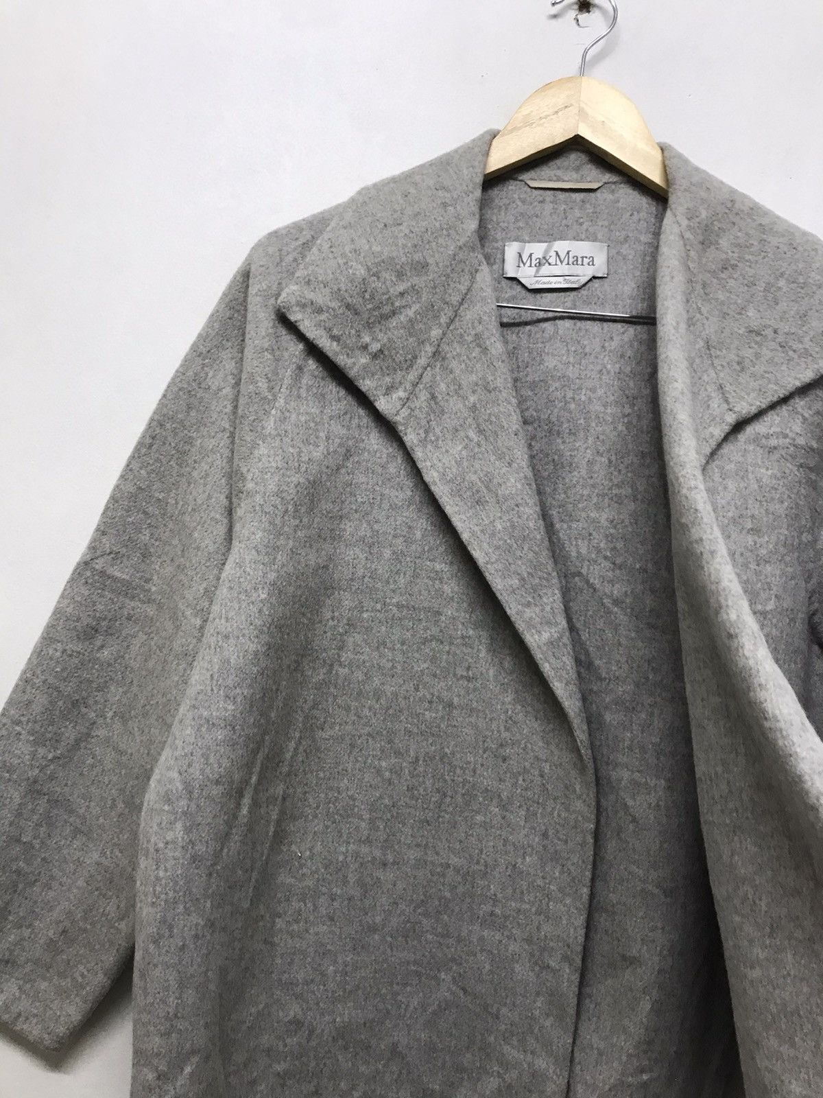 Max Mara Vintage Max Mara Minimalist Cashmere Cardigan/Cloaks/Jackets Size L / US 10 / IT 46 - 14 Thumbnail