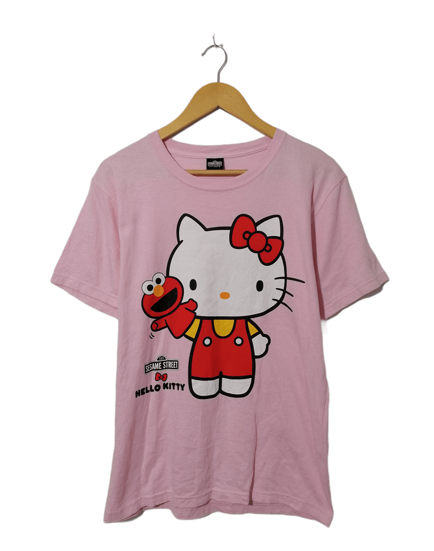 Anime Sesame Street X Hello Kitty Tee Size US M / EU 48-50 / 2 - 1 Thumbnail