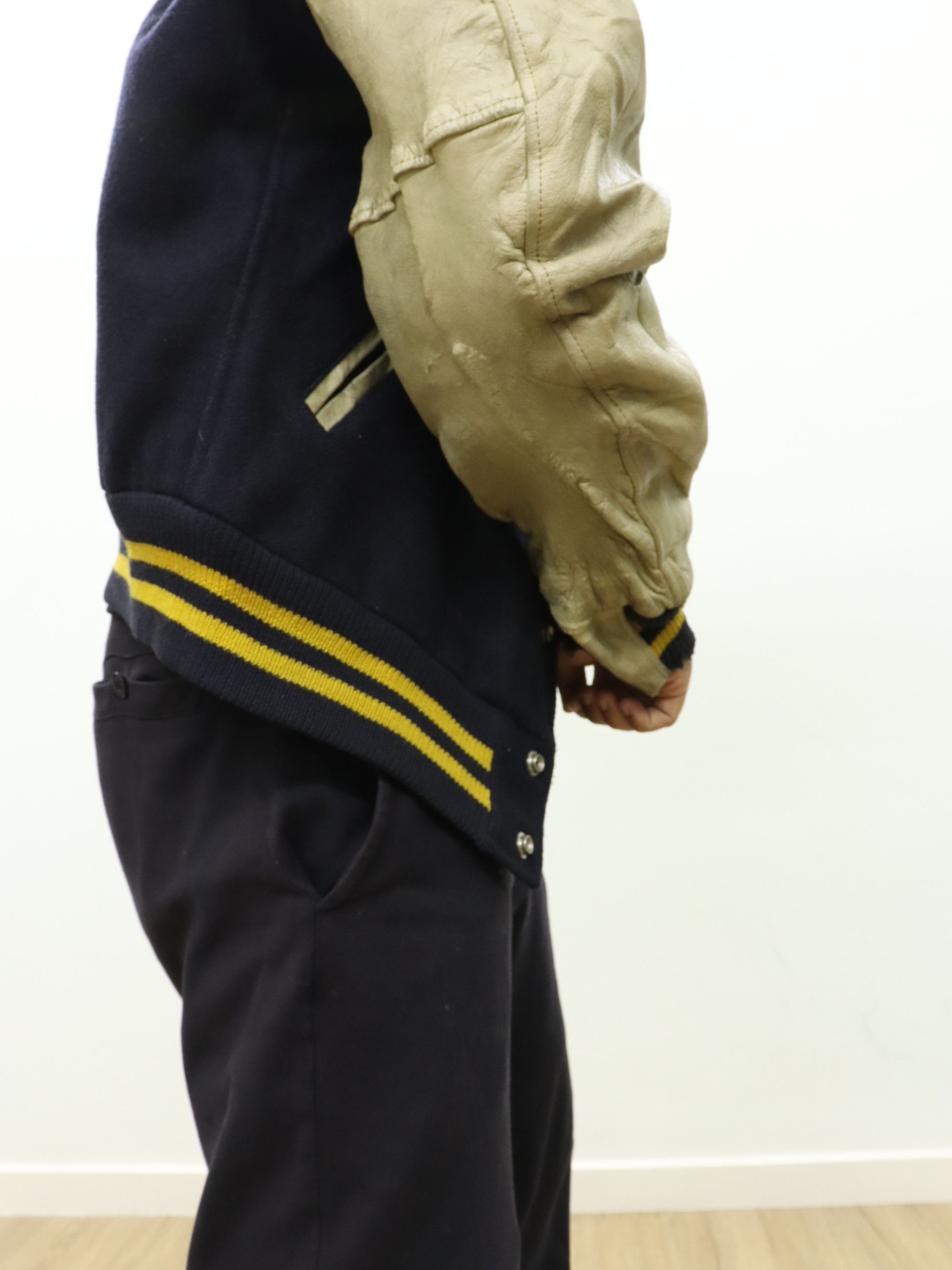 Golden Bear Vtg. Golden Bear Quilted Leather Wool Varsity Jacket Size US L / EU 52-54 / 3 - 22 Thumbnail
