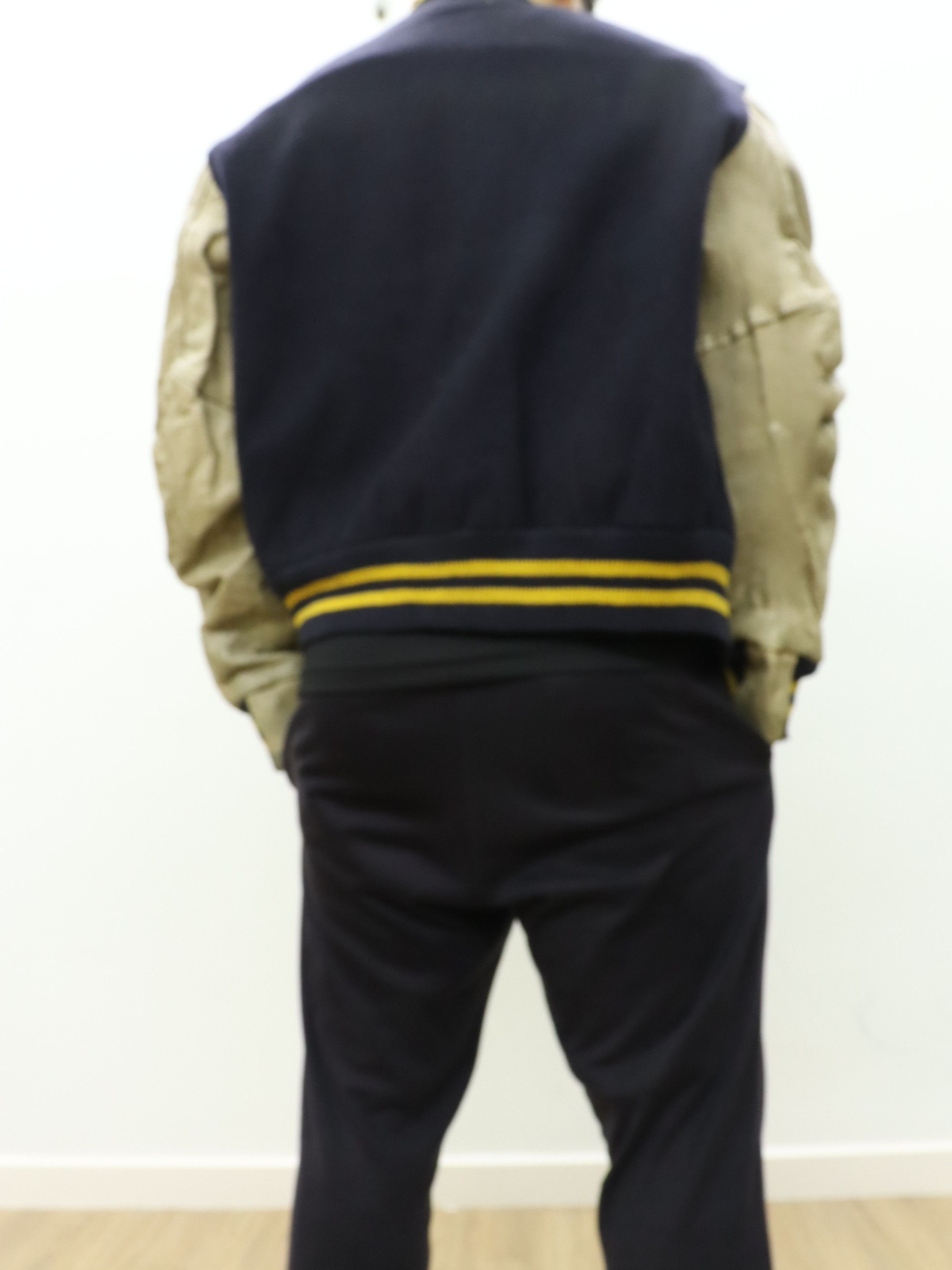 Golden Bear Vtg. Golden Bear Quilted Leather Wool Varsity Jacket Size US L / EU 52-54 / 3 - 23 Thumbnail
