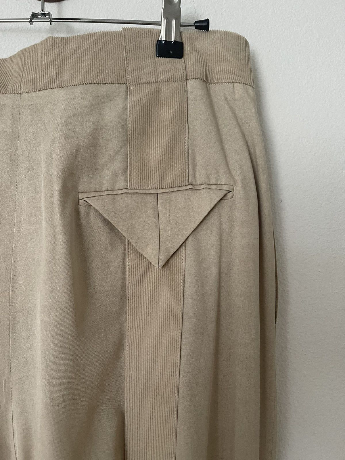 Bottega Veneta Bottega Veneta Daniel Lee Khaki / Corduroy Cargo 2020 Pants Size US 34 / EU 50 - 4 Thumbnail