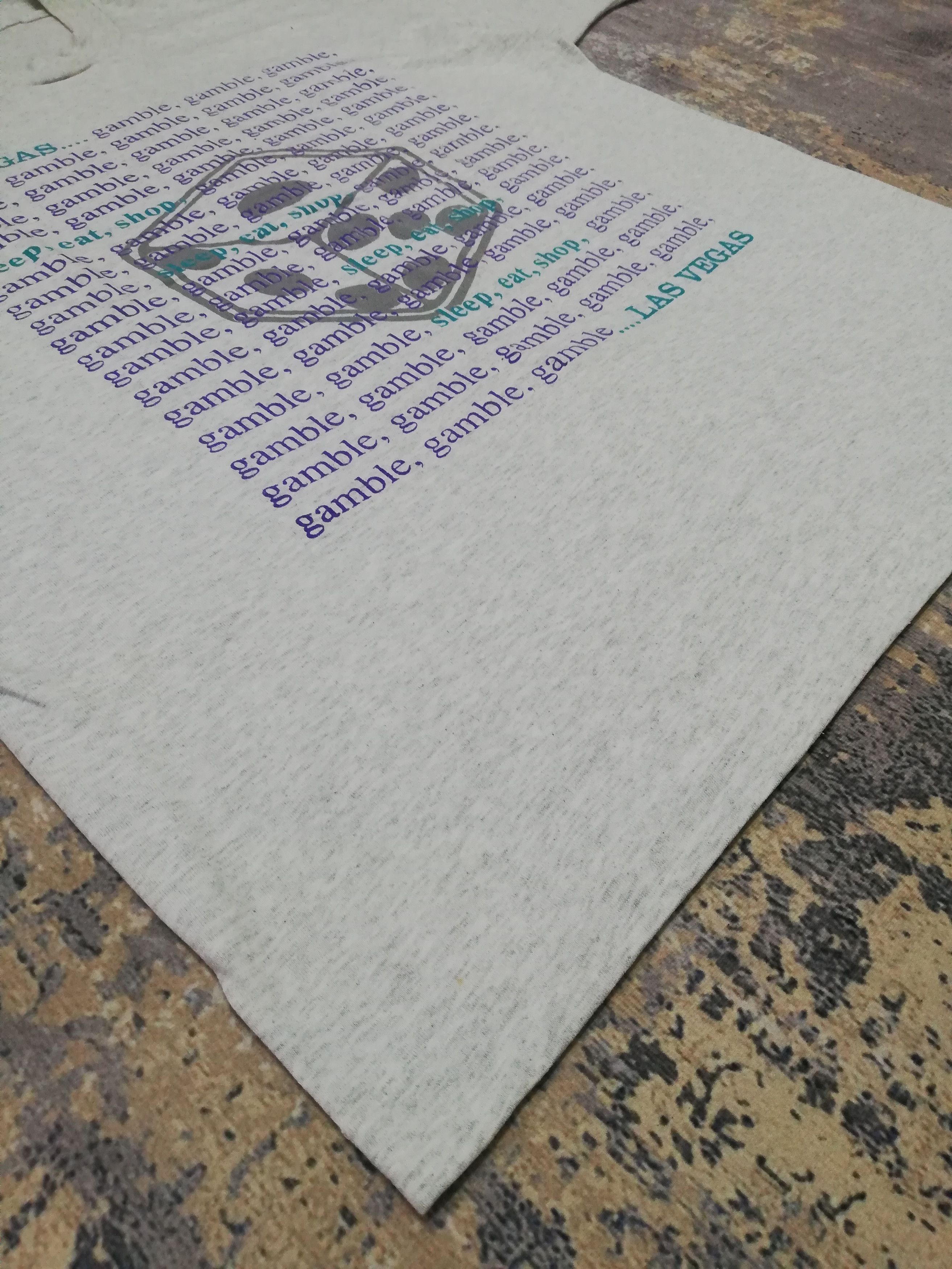 Vintage Vintage 90s Las Vegas 'Gamble' Dice Graphic T-Shirt Size US XL / EU 56 / 4 - 4 Thumbnail