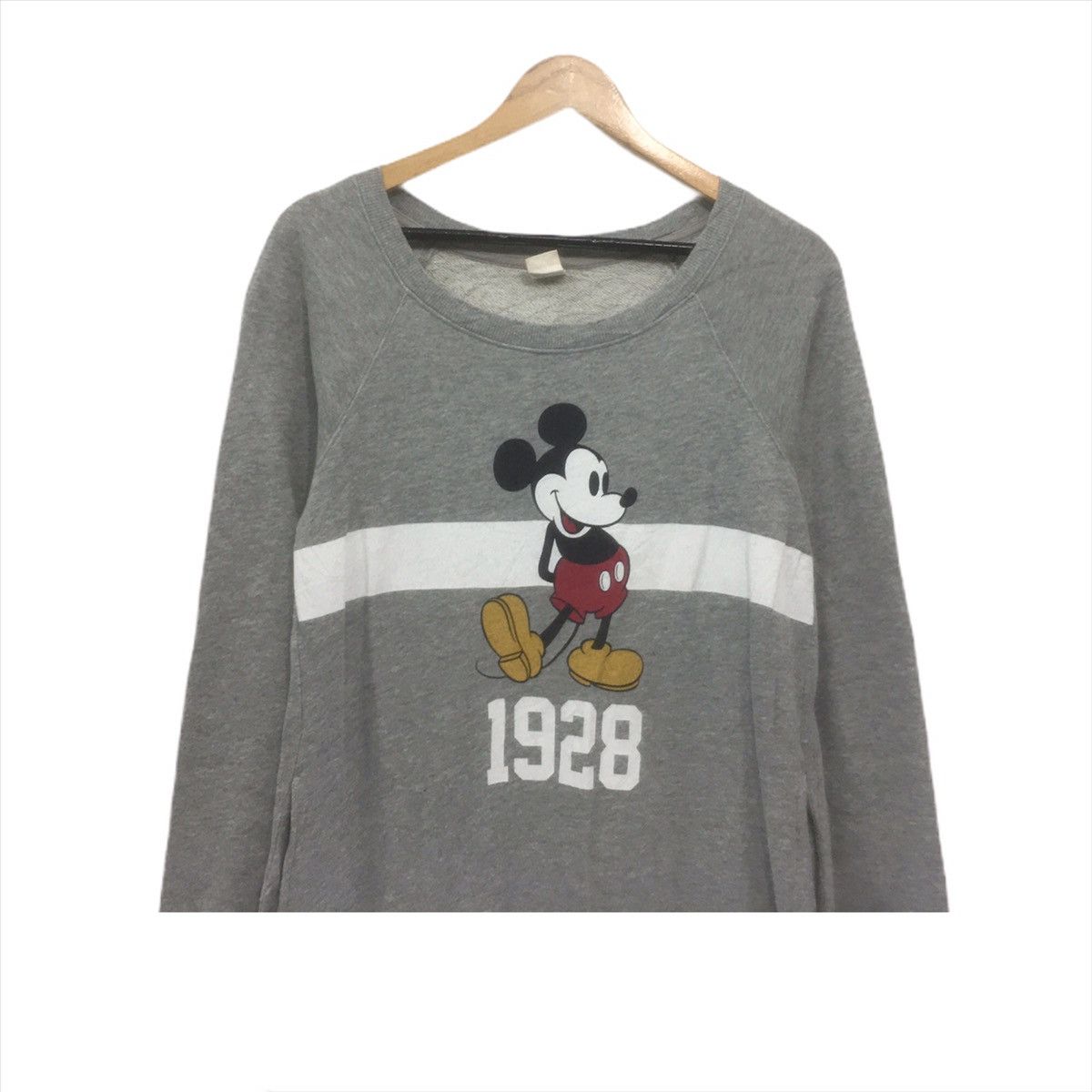 Disney × Mickey Mouse × Vintage Vintage Disney Production Mickey Mouse Sweatshirt Crewneck Size US S / EU 44-46 / 1 - 2 Thumbnail