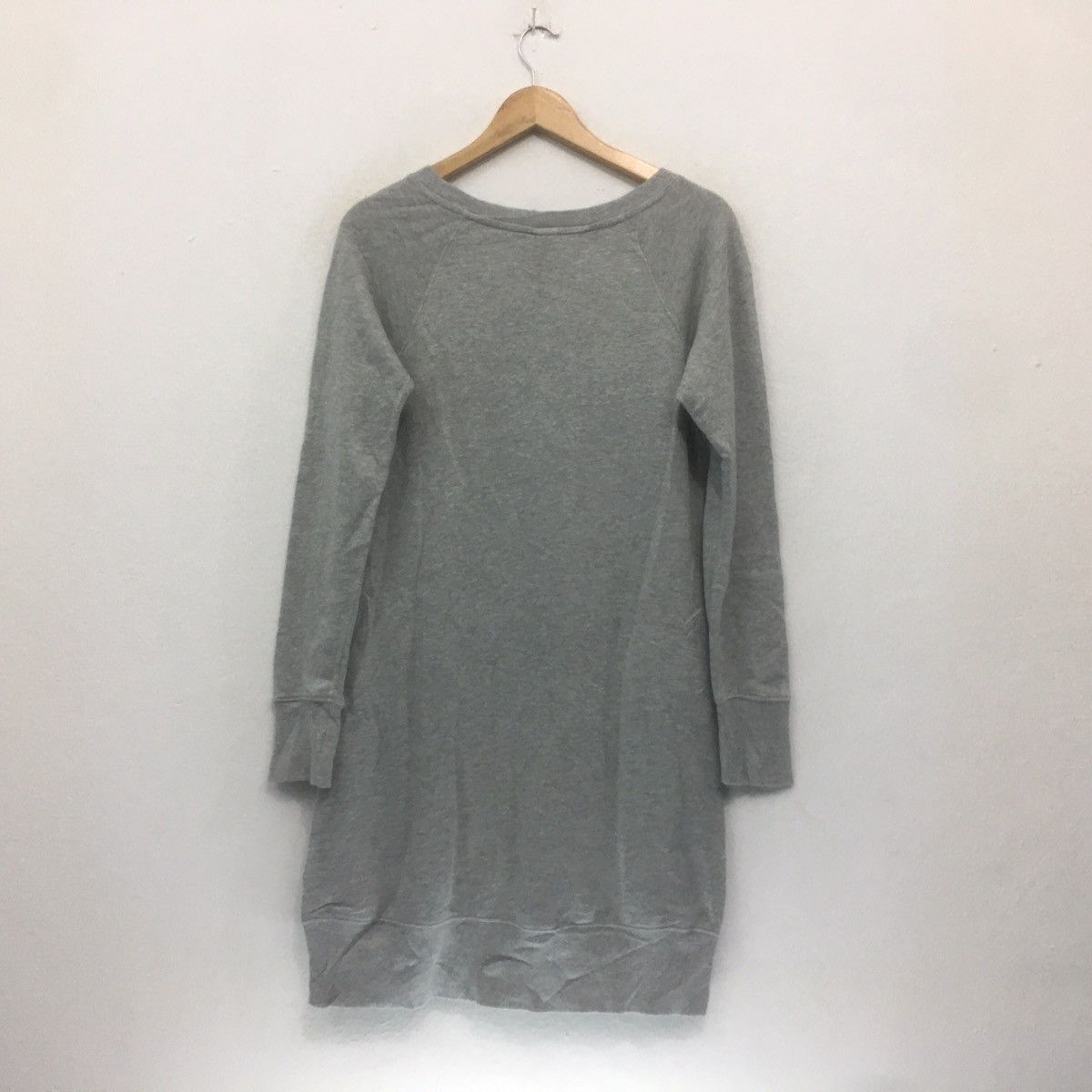 Disney × Mickey Mouse × Vintage Vintage Disney Production Mickey Mouse Sweatshirt Crewneck Size US S / EU 44-46 / 1 - 6 Thumbnail