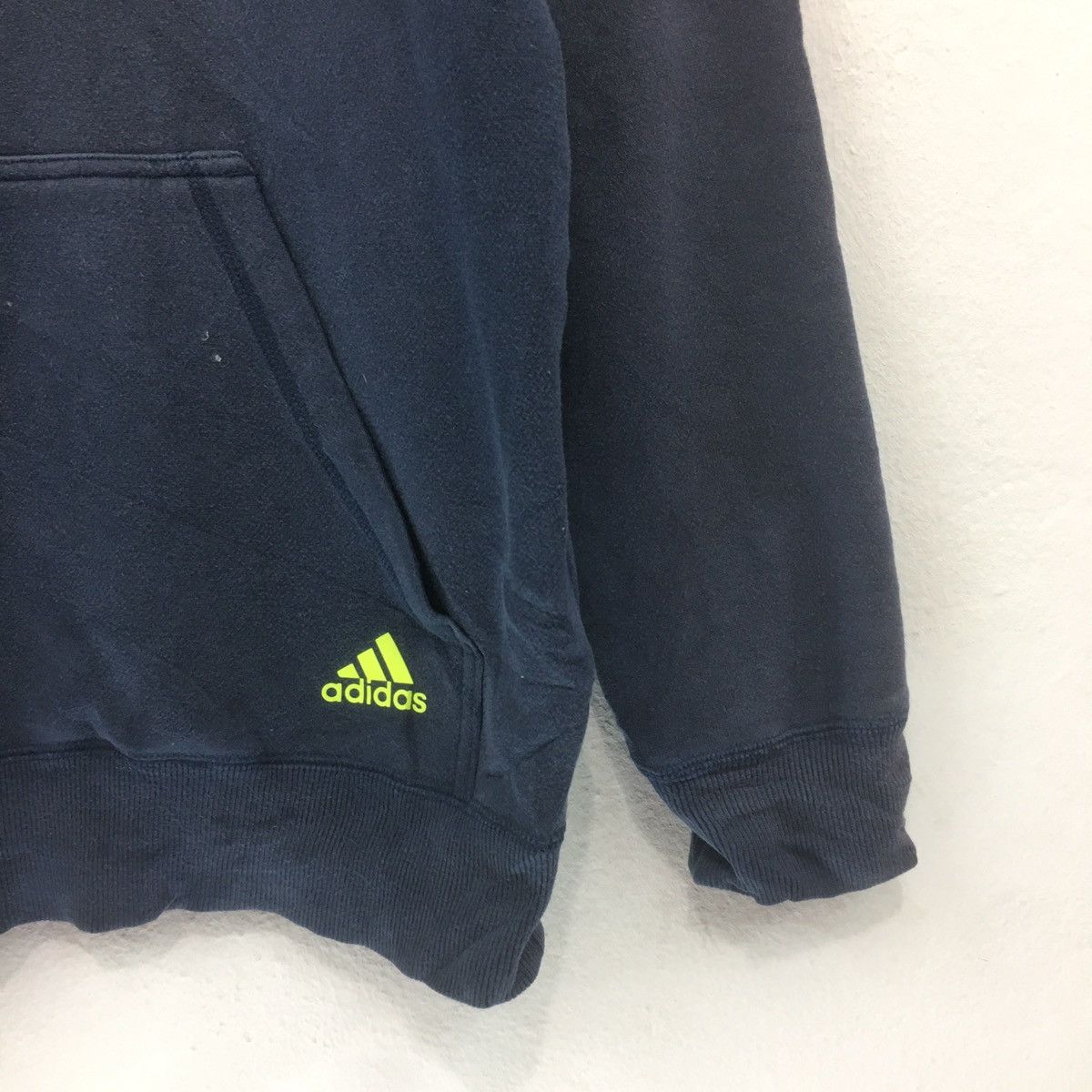 Adidas × Vintage Adidas Sweatshirt Crewneck Biglogo Spellout ADIDAS Size US M / EU 48-50 / 2 - 4 Thumbnail