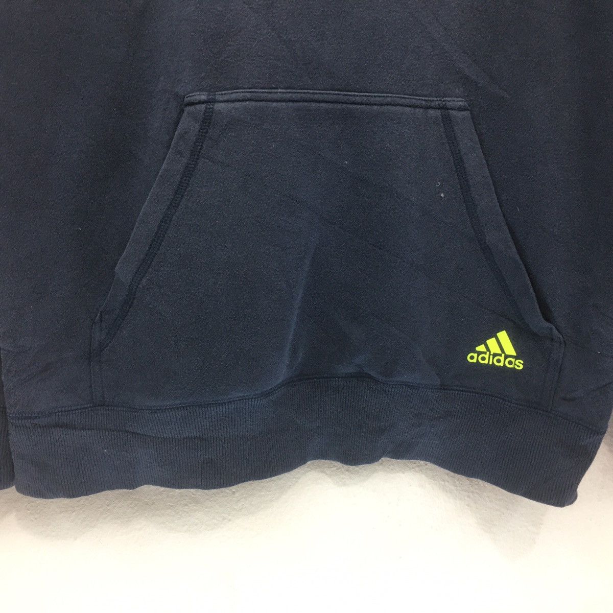 Adidas × Vintage Adidas Sweatshirt Crewneck Biglogo Spellout ADIDAS Size US M / EU 48-50 / 2 - 5 Thumbnail