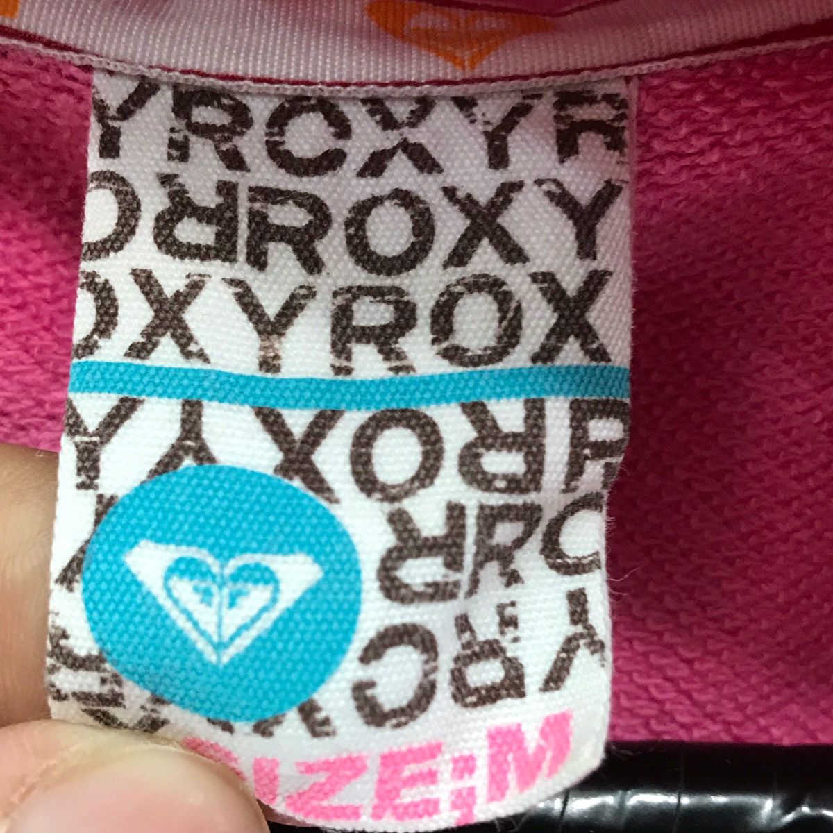 Vintage Vintage Roxy Hoodie Sweatshirt Zipper Embroidery Spellout Size US S / EU 44-46 / 1 - 5 Thumbnail