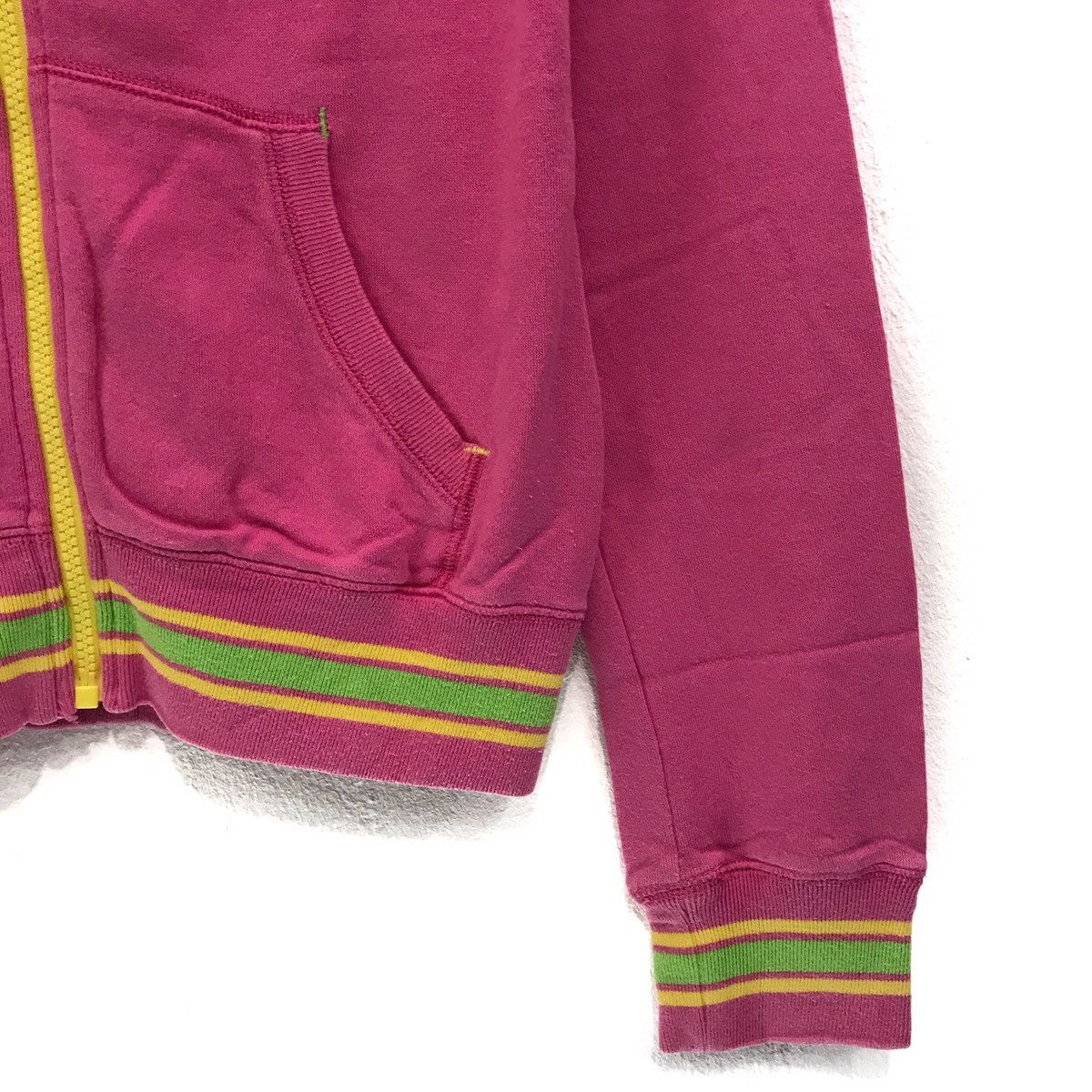 Vintage Vintage Roxy Hoodie Sweatshirt Zipper Embroidery Spellout Size US S / EU 44-46 / 1 - 3 Thumbnail