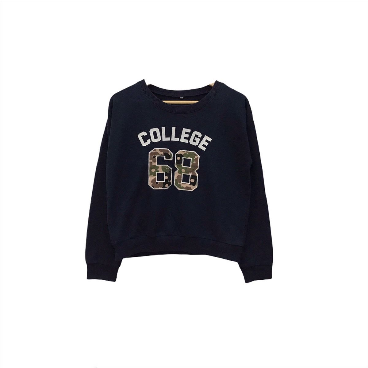 Japanese Brand × Vintage College Sweatshirt Crewneck Big Logo Spell Out College 68 Size US S / EU 44-46 / 1 - 1 Thumbnail