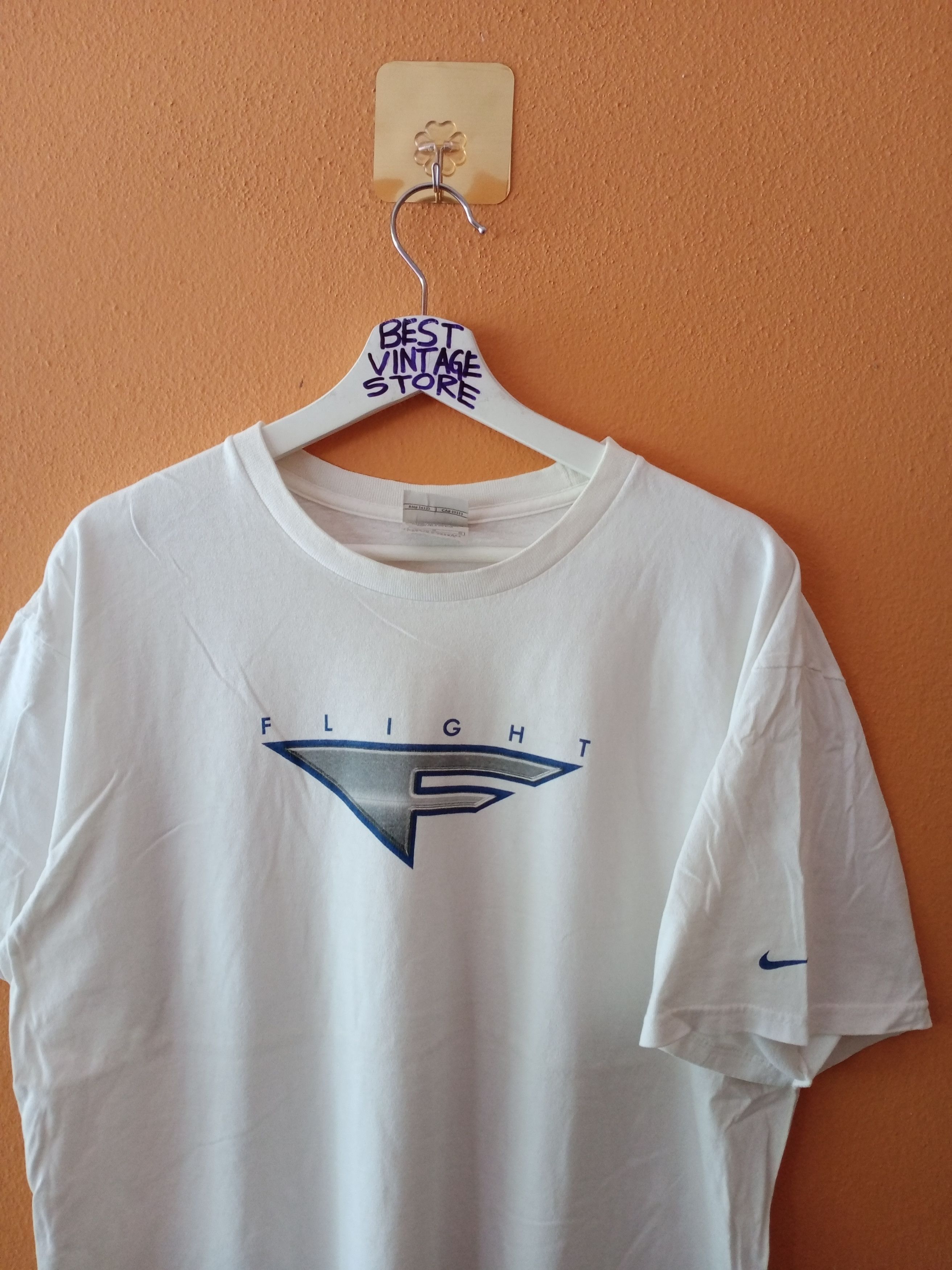 Nike Vintage 90s NIKE Flight Tshirt Size US L / EU 52-54 / 3 - 2 Thumbnail