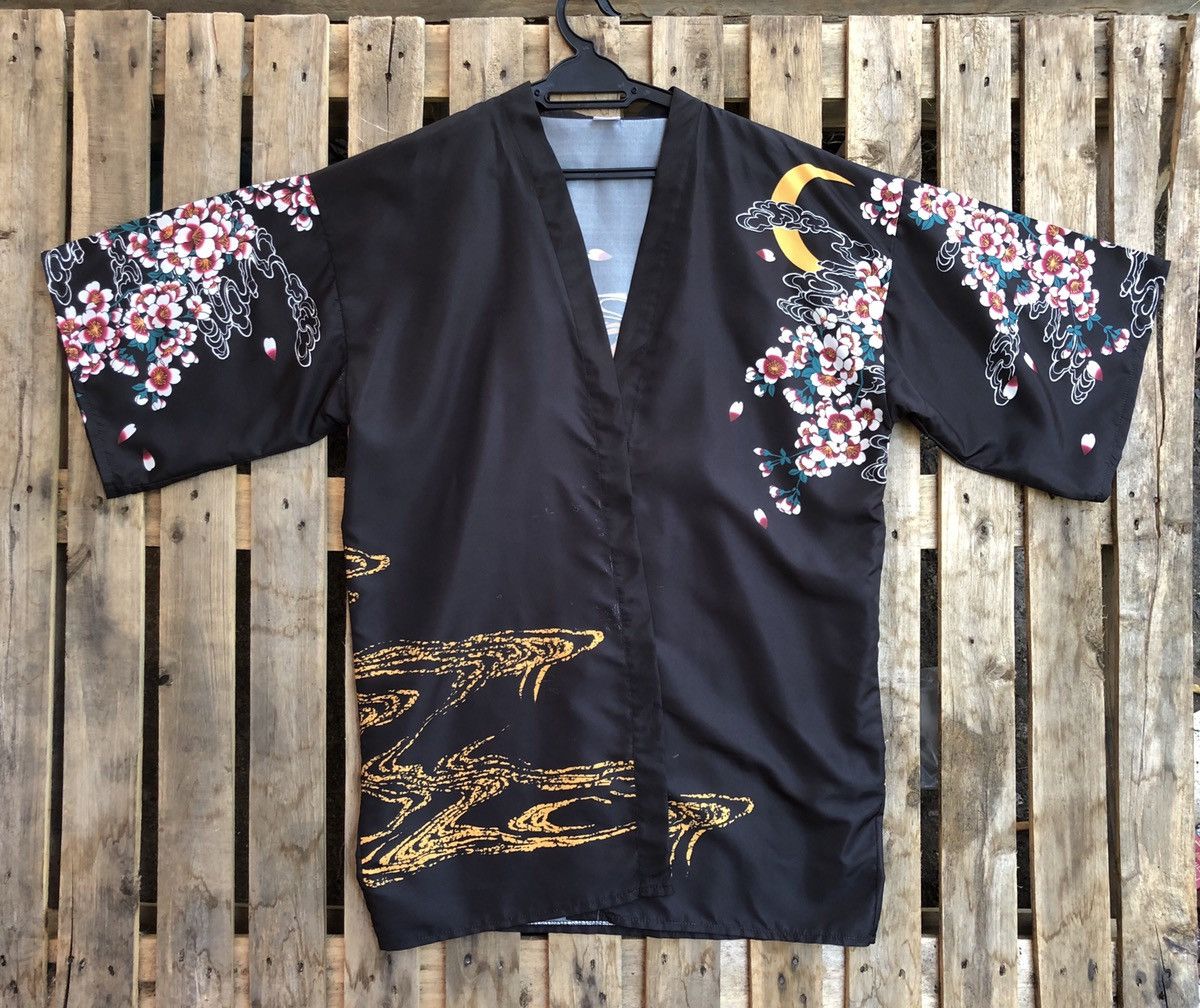 Japanese Brand Lucky koi cardigan kimono overprint size XL Size US XL / EU 56 / 4 - 2 Thumbnail