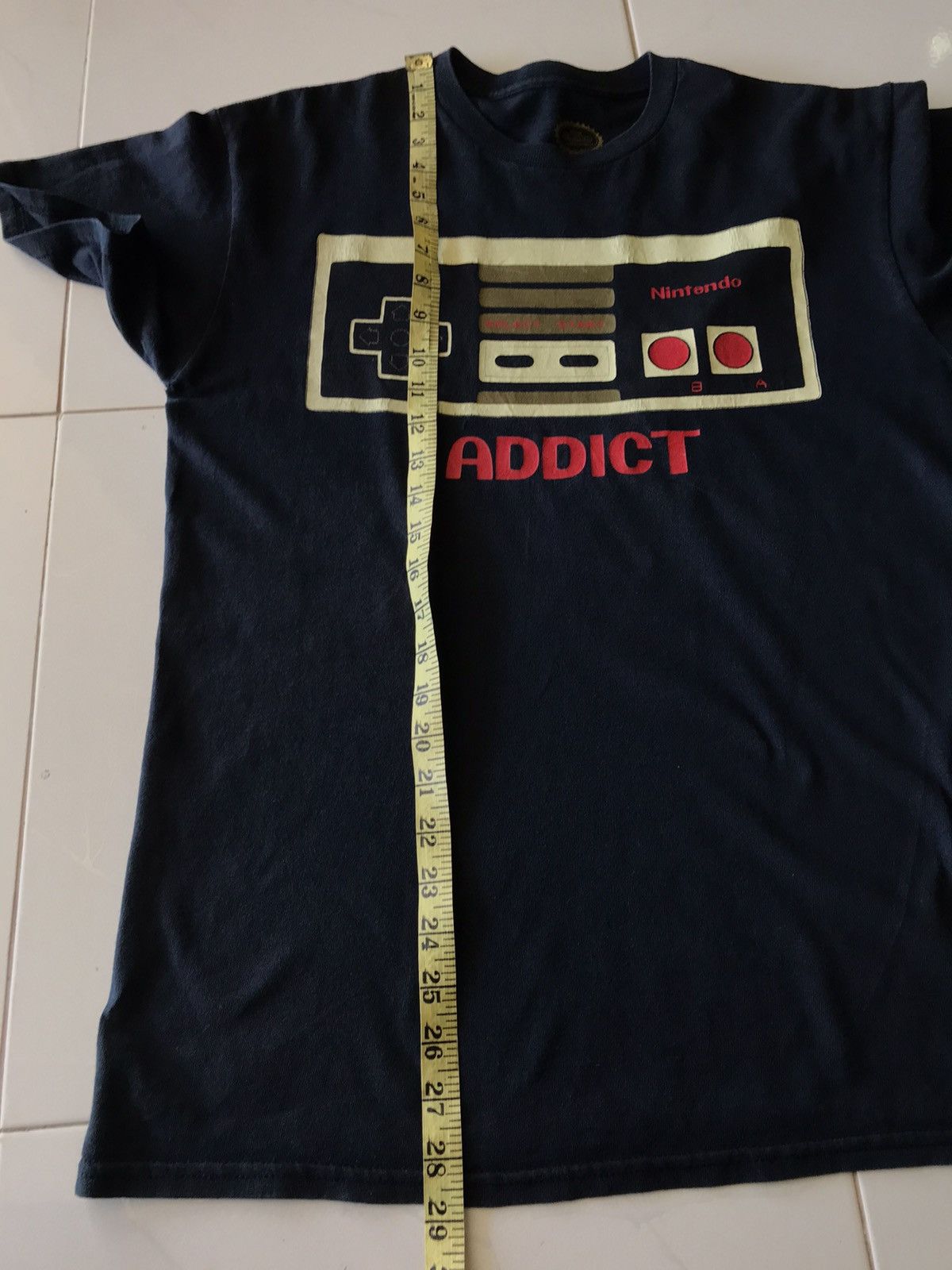 Nintendo Nintendo Addict Spell Out Big Logo Tee easports Size US M / EU 48-50 / 2 - 9 Thumbnail